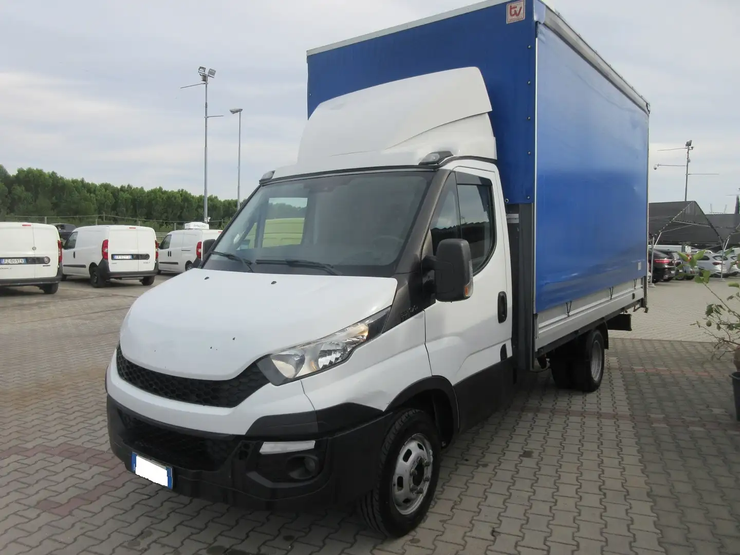 Iveco Daily 35C17 CASSONE CON CENTINE E TELONI Bianco - 1