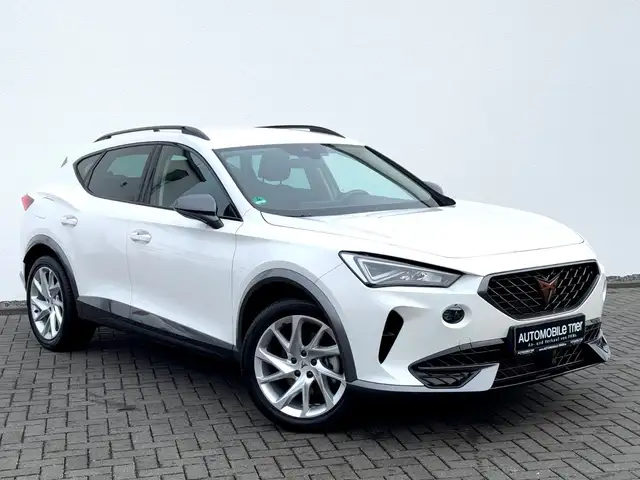 Cupra Formentor view 3