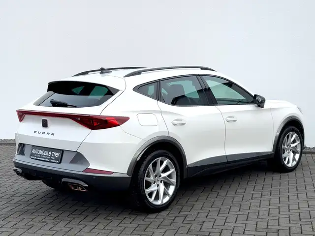 Cupra Formentor view 5