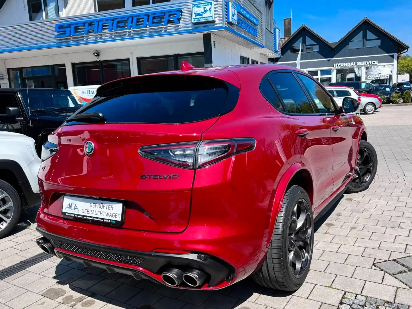 Alfa Romeo Stelvio Quadrifoglio 2.9 Bi-Turbo V6 AT8 Q4 Rot - 2