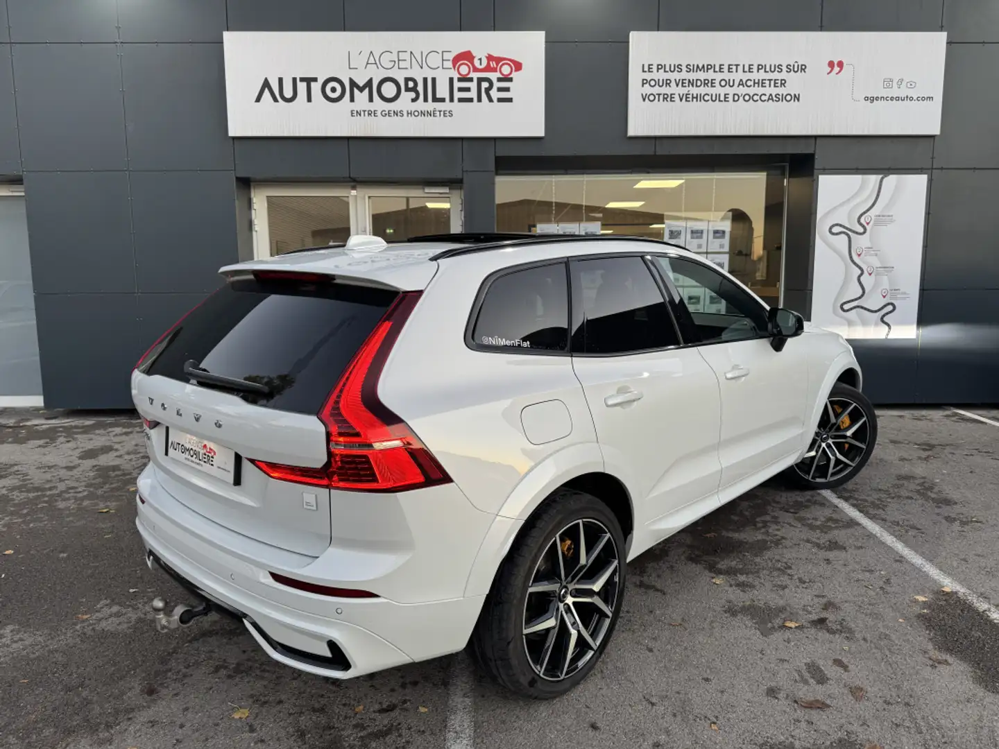 Volvo XC60 T8 Recharge 310 + 145cv Polestar Bowers / attelage Blanc - 2