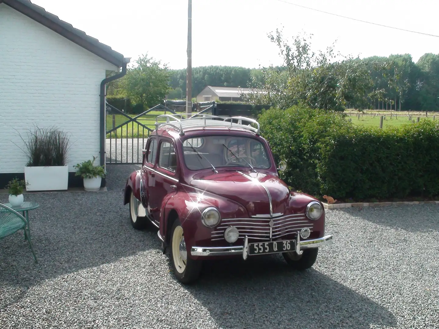 Oldtimer Renault CV4 R1062 Braun - 2