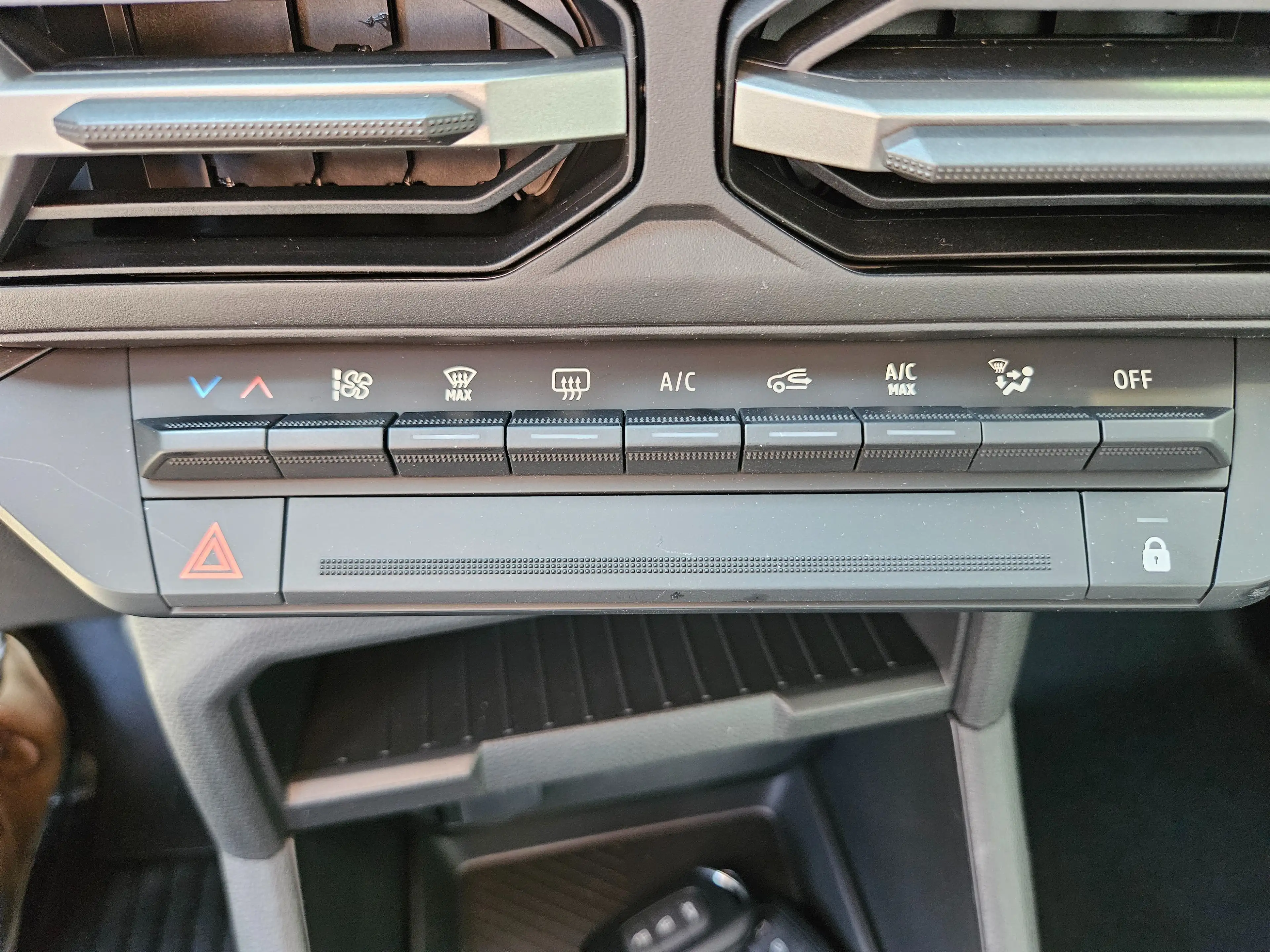 Dacia Duster Expression TCe 130 4x4 "prompt lieferbar" — photo 12