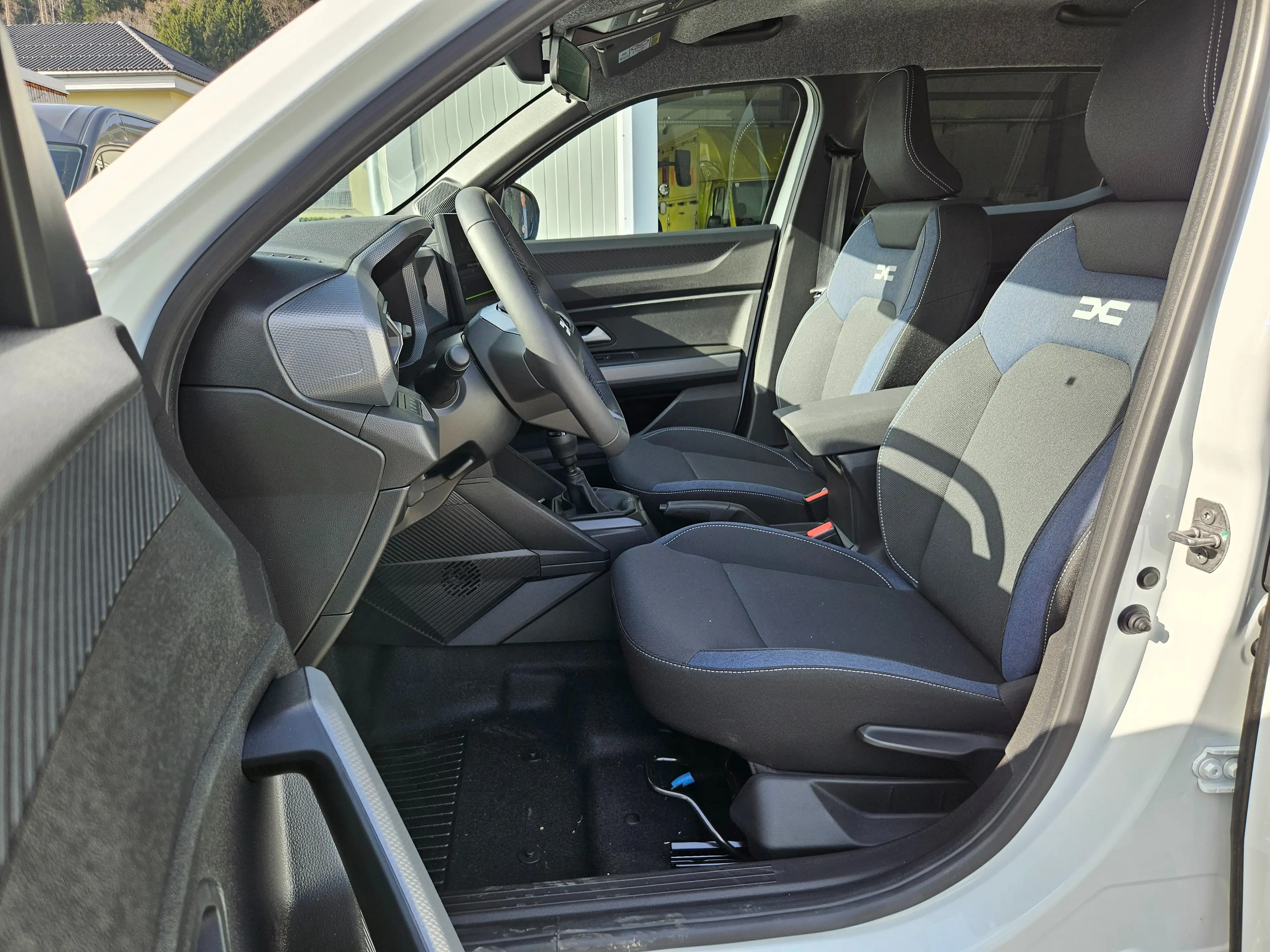 Dacia Duster Expression TCe 130 4x4 "prompt lieferbar" — photo 5