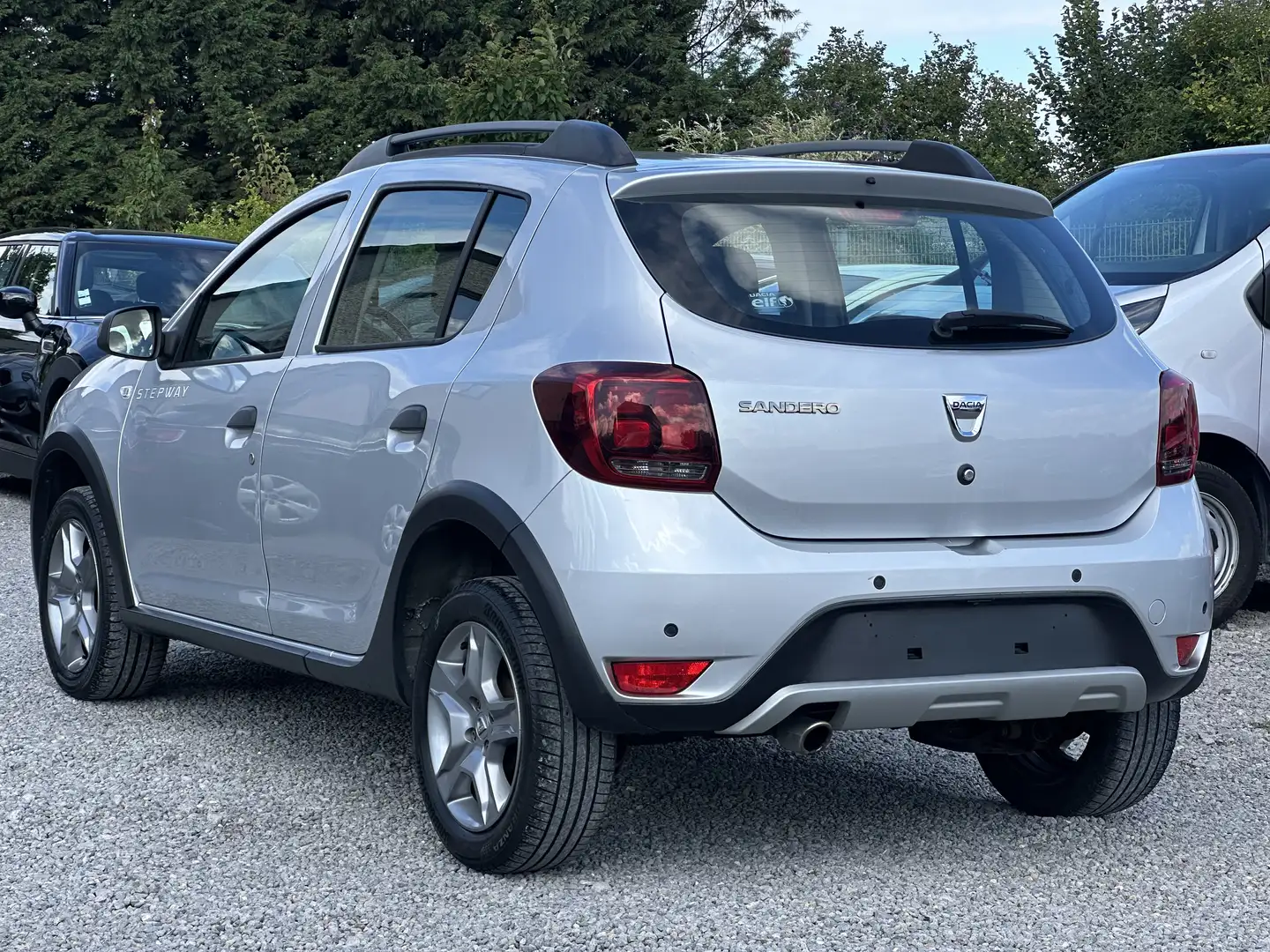 Dacia Sandero Stepway 1.5 dCi Urban Explorer Gris - 2