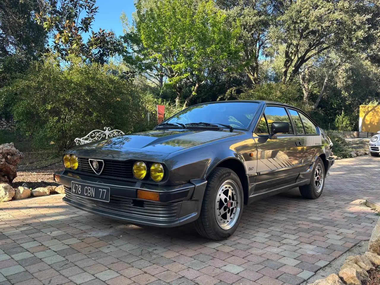 Alfa Romeo GTV6 Production, foto 1