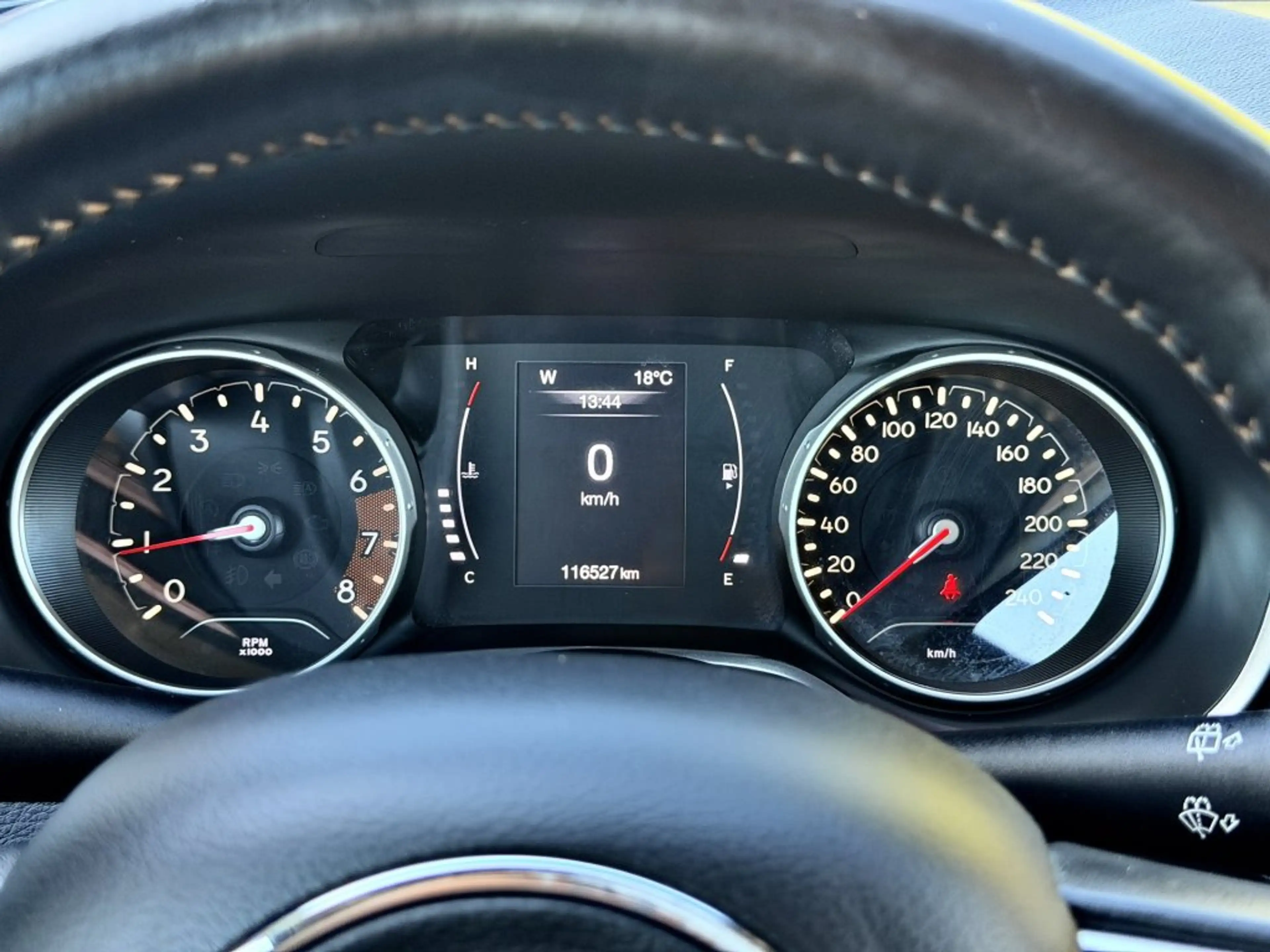 Jeep Compass 1,4 FWD Longitude — photo 15