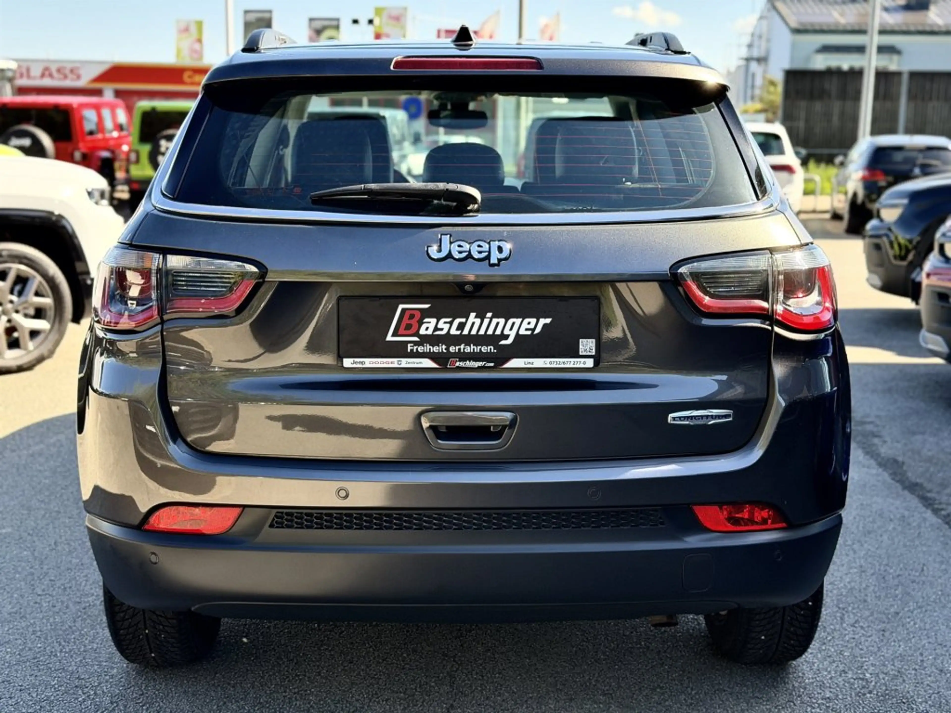 Jeep Compass 1,4 FWD Longitude — photo 6