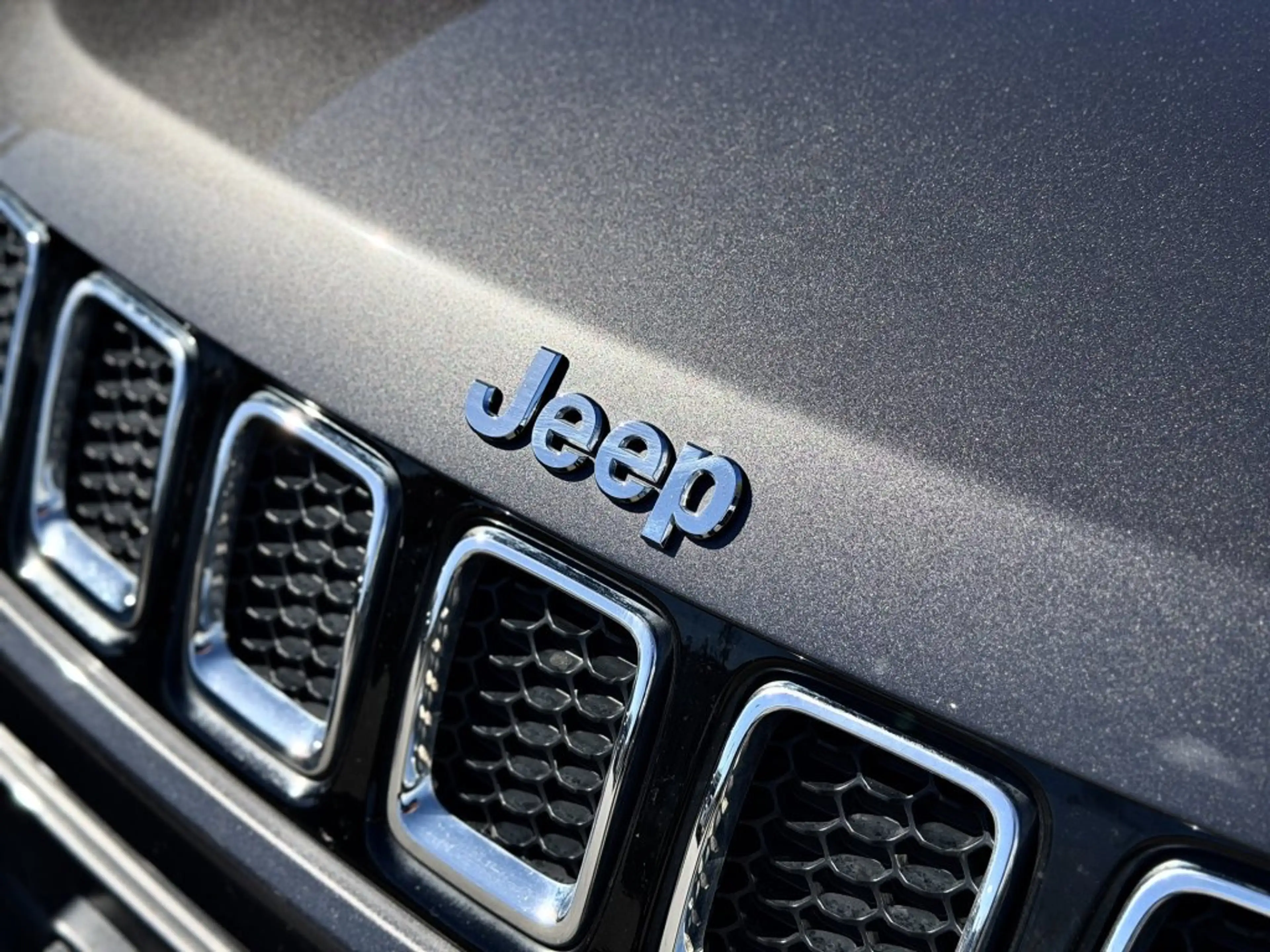 Jeep Compass 1,4 FWD Longitude — photo 3