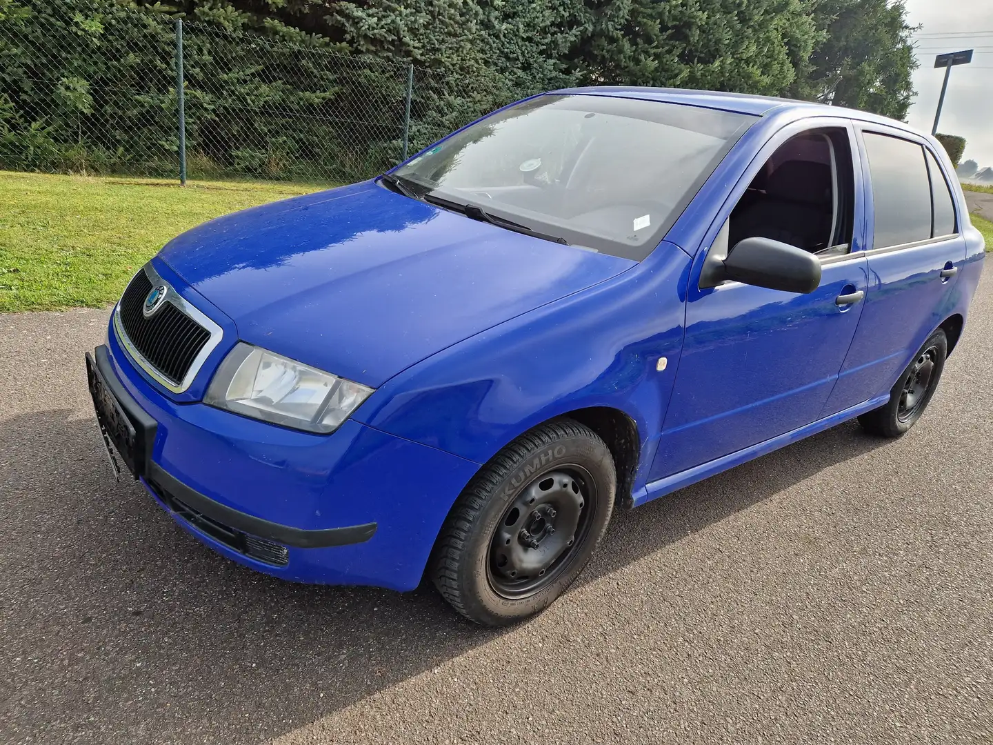 Skoda Fabia Fabia Fließheck 1.2 HTP ClasTüv bei Kauf neu Blau - 1