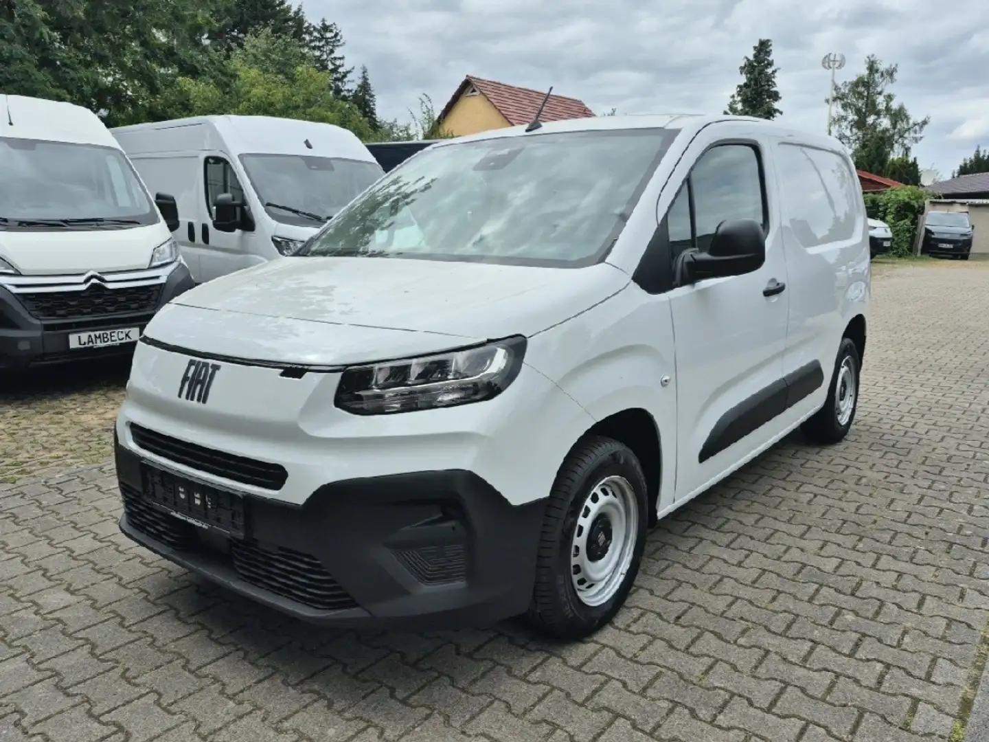 Fiat Doblo serie 3 Kawa L1 Easy Pro BlueHDi 100 Weiß - 1