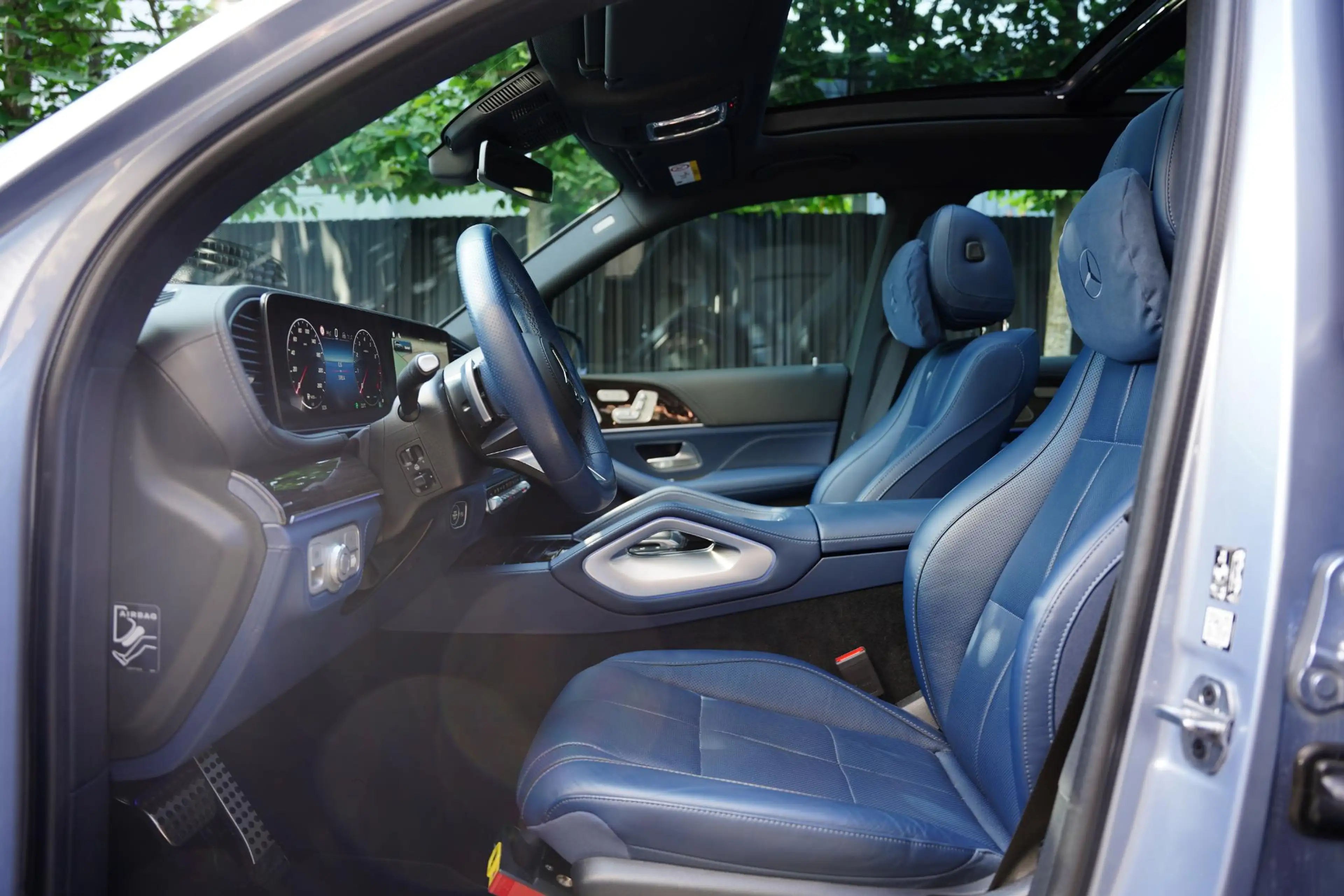 Mercedes-Benz GLS 580 4-Matic AMG Line / Manufaktur / 7 Seater/ Cote d' — photo 5