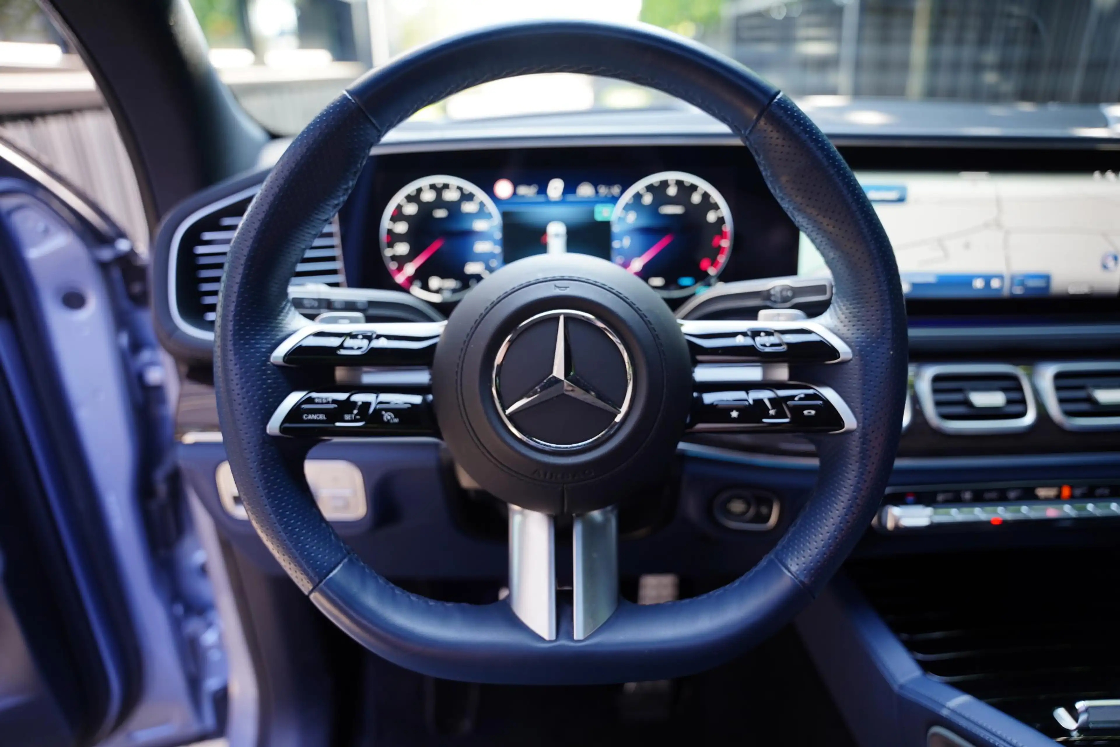 Mercedes-Benz GLS 580 4-Matic AMG Line / Manufaktur / 7 Seater/ Cote d' — photo 10