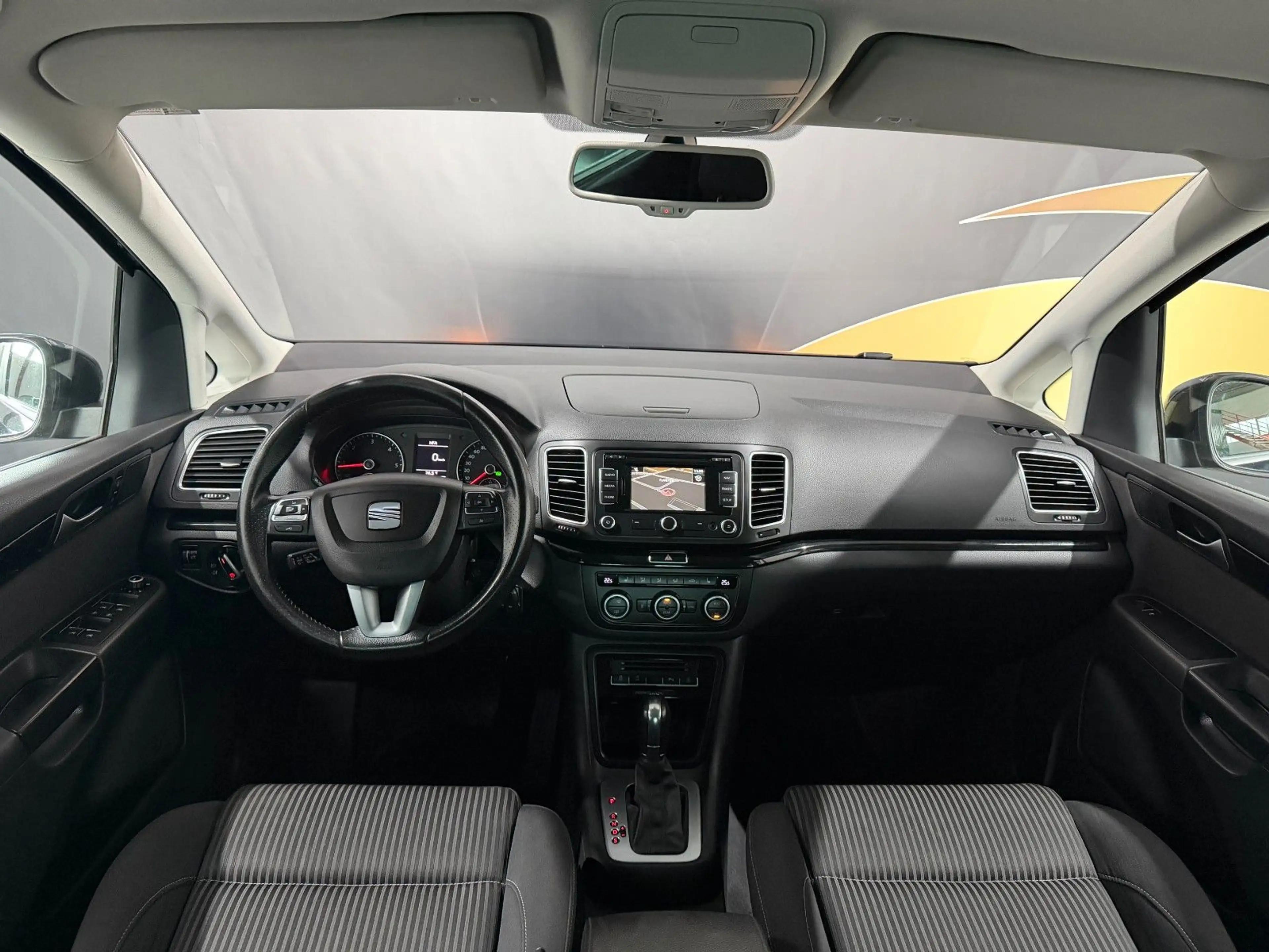 SEAT Alhambra 2.0 TDI DSG 7-Sitzer Temp.*Navi*AHK* — photo 9