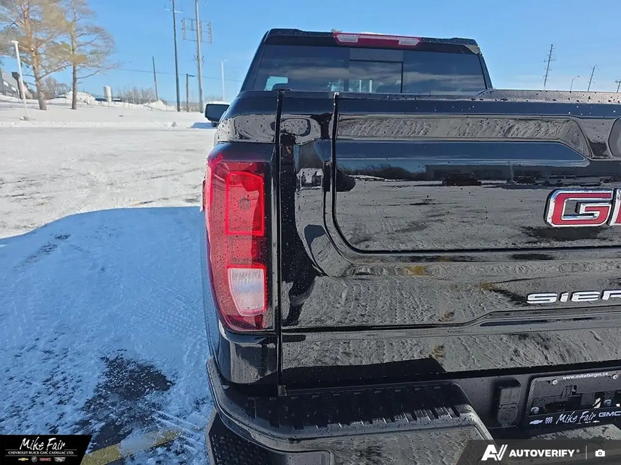 GMC Sierra 1500 снимка GMC Sierra 1500