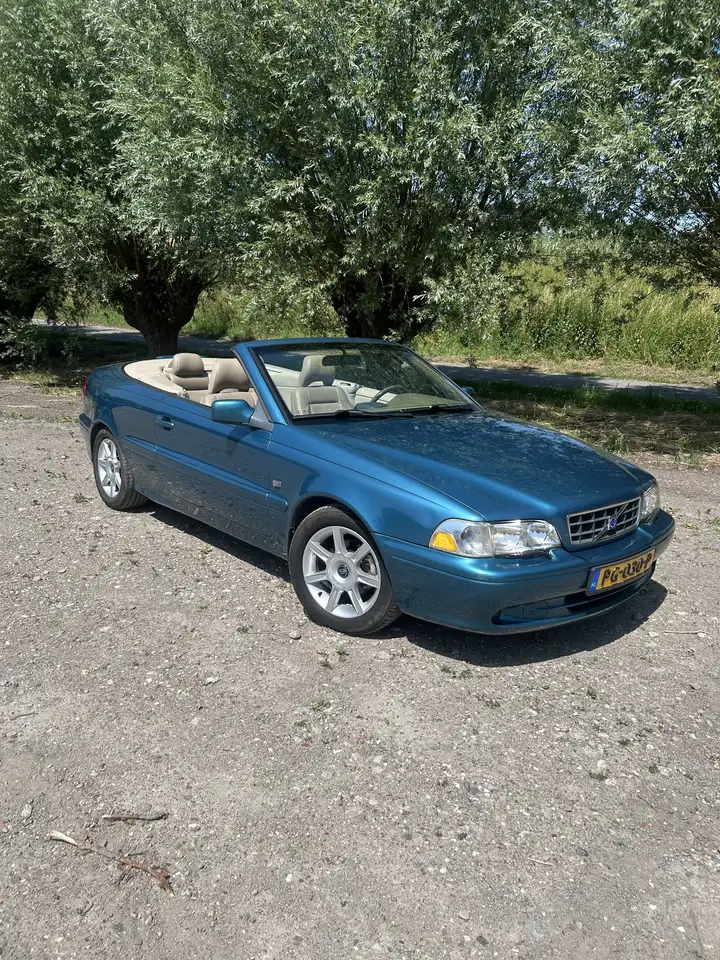Volvo C70 2.3 T5 Luxury, foto 2