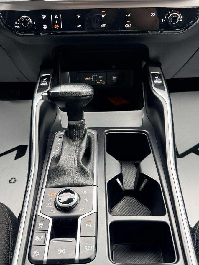 2024 Kia Sorento LX AWD thumb 14