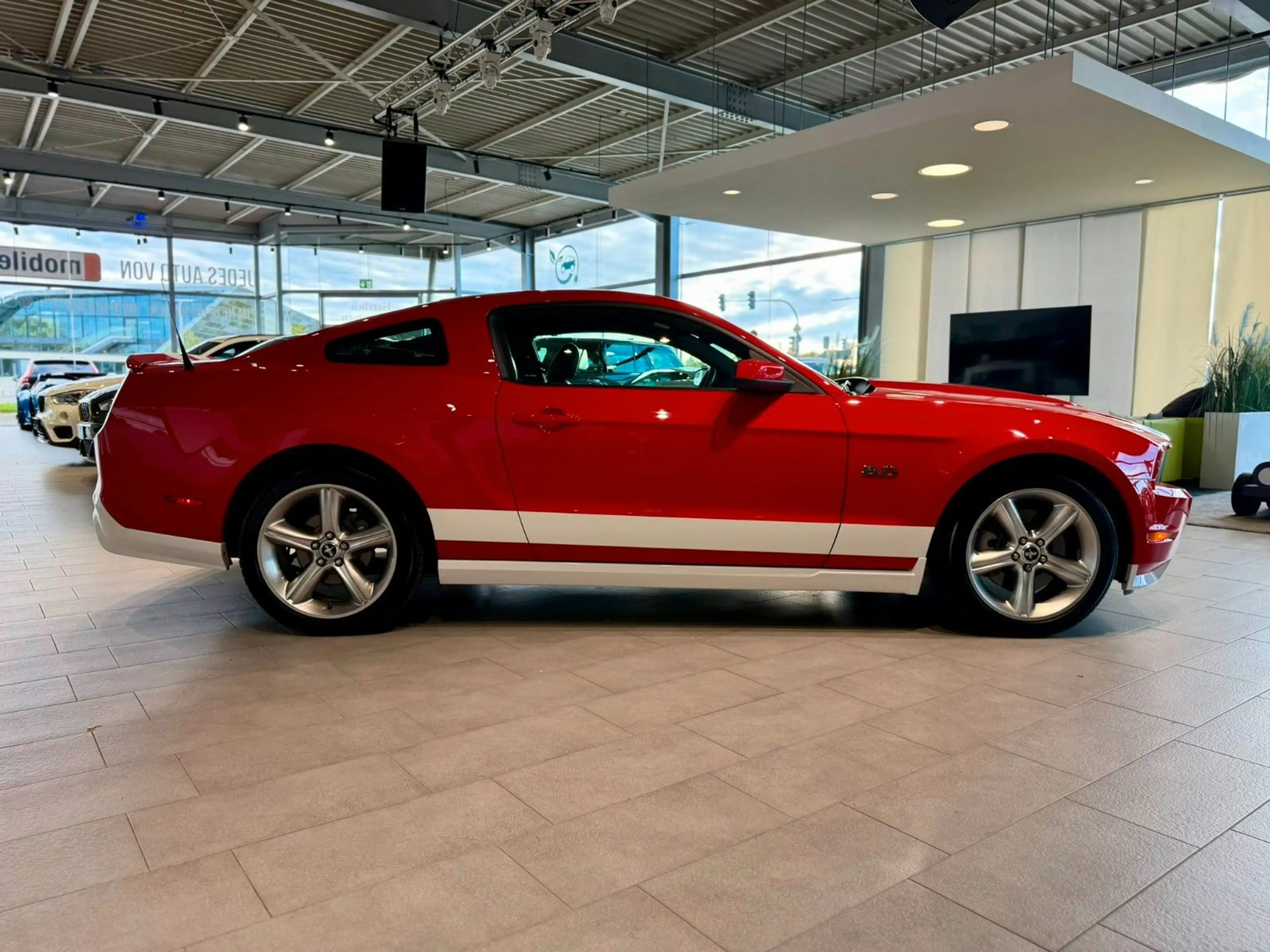 Ford Mustang GT*Coyote*SHZ*RFK*Tempo* — photo 9