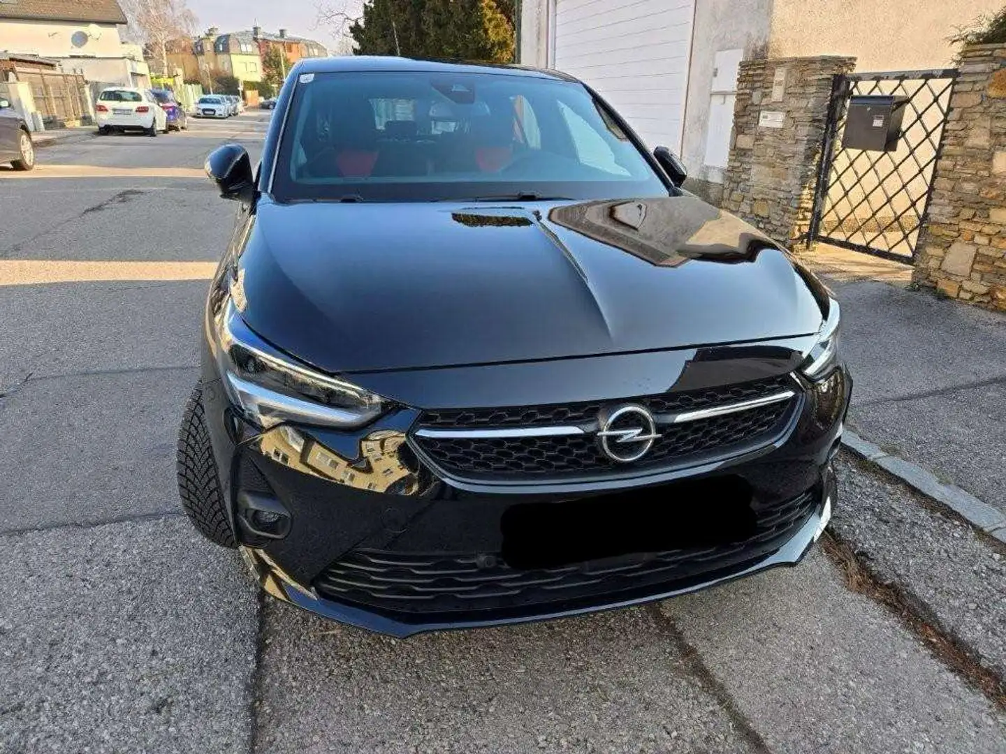 Opel Corsa Corsa 1,2 Direct Injection Turbo Euro 6.4 Corsa GS Aut. Schwarz - 1