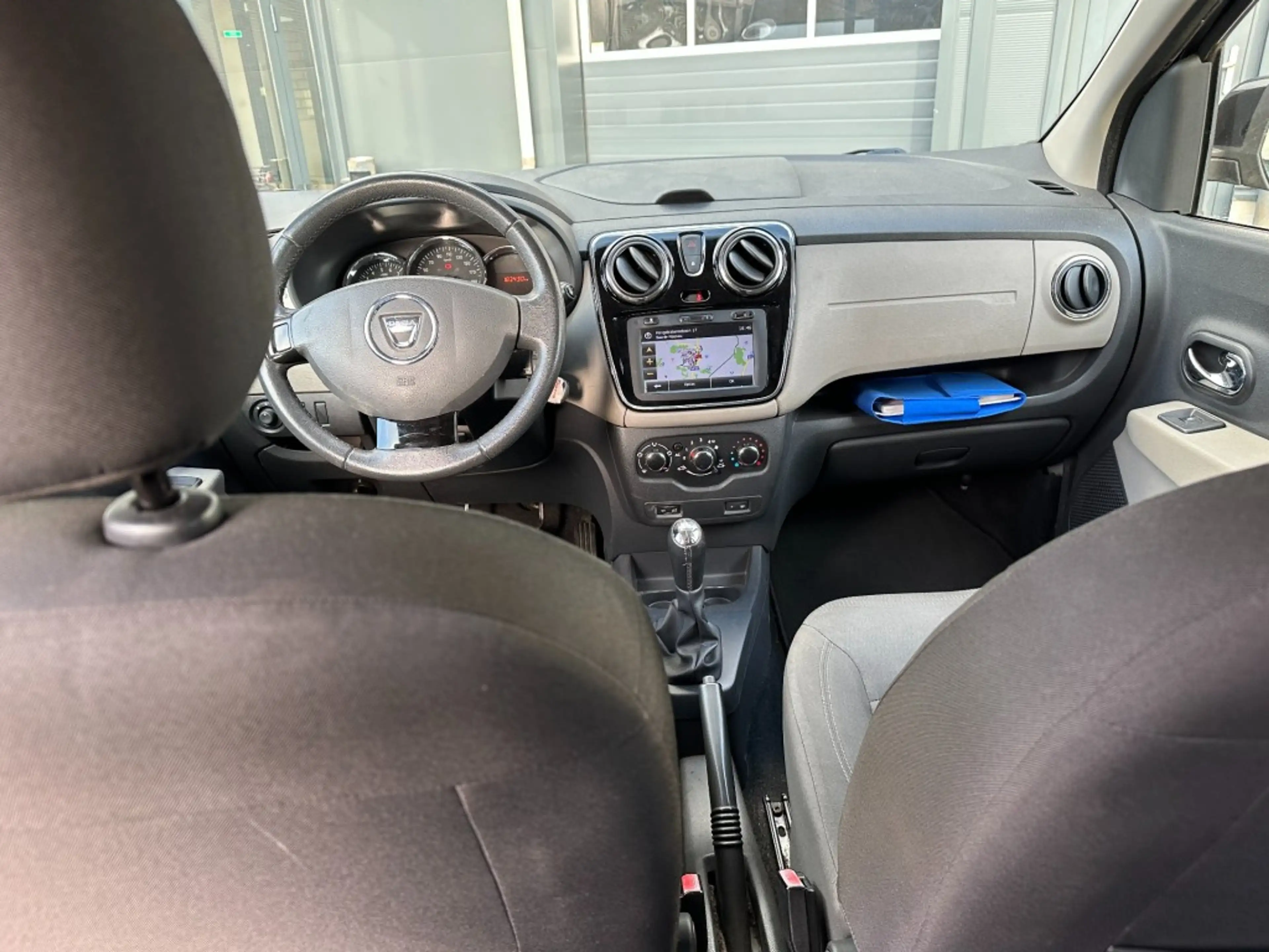 Dacia Lodgy 1.2 TCe Prestige 7 pers. Navigatie — photo 23