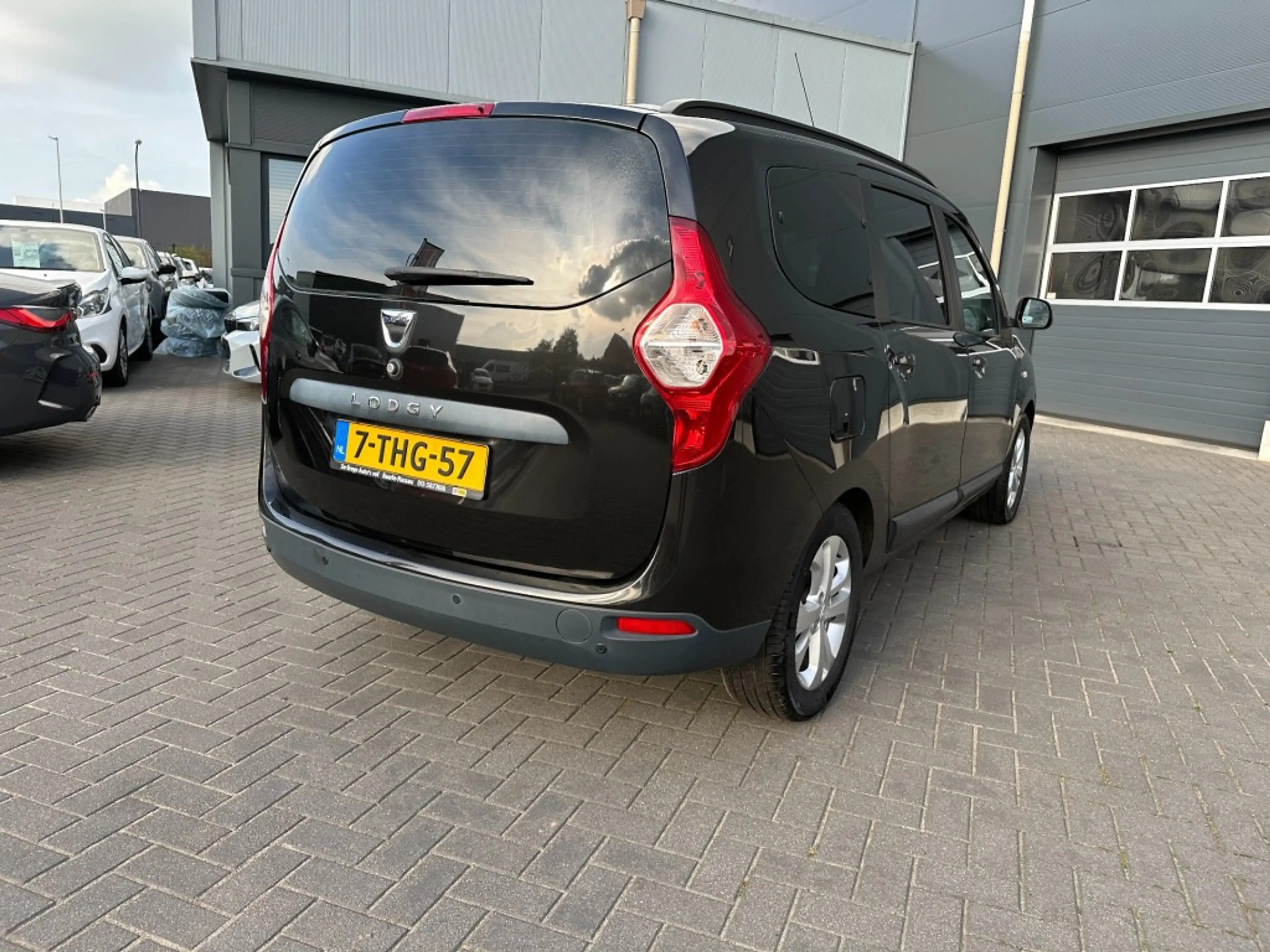 Dacia Lodgy 1.2 TCe Prestige 7 pers. Navigatie — photo 5