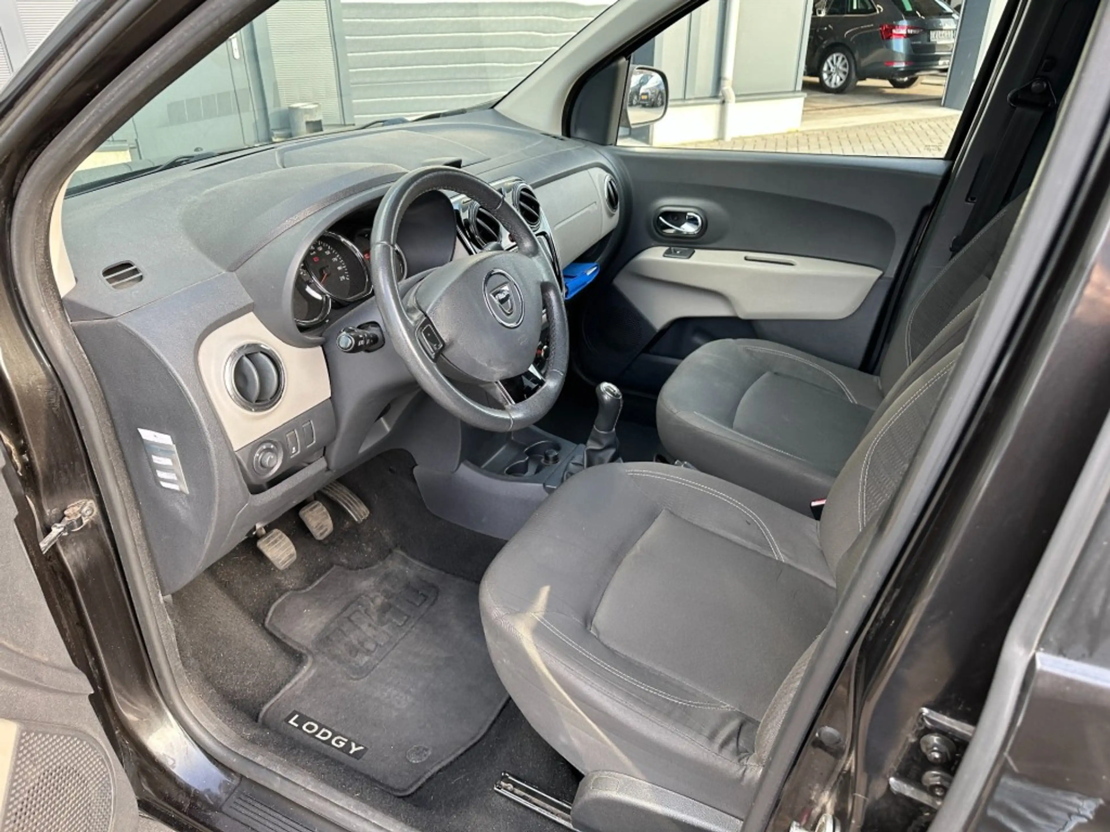 Dacia Lodgy 1.2 TCe Prestige 7 pers. Navigatie — photo 14