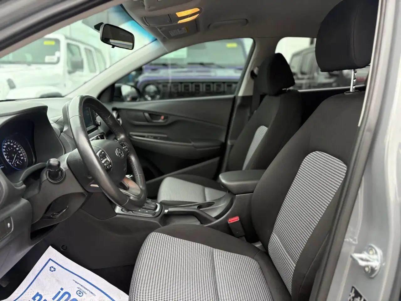 Hyundai KONA снимка Hyundai KONA