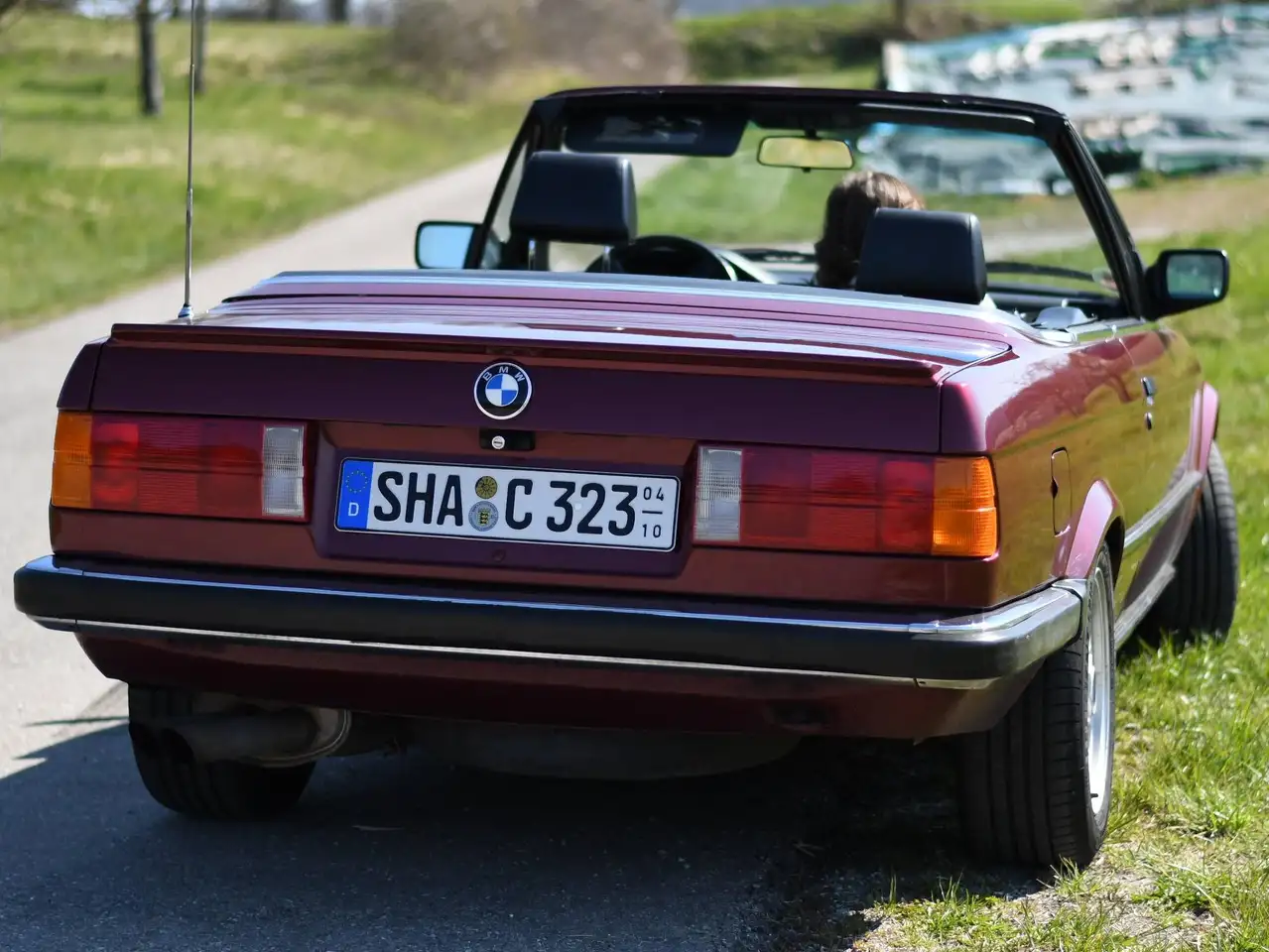 BMW 325i, foto 1