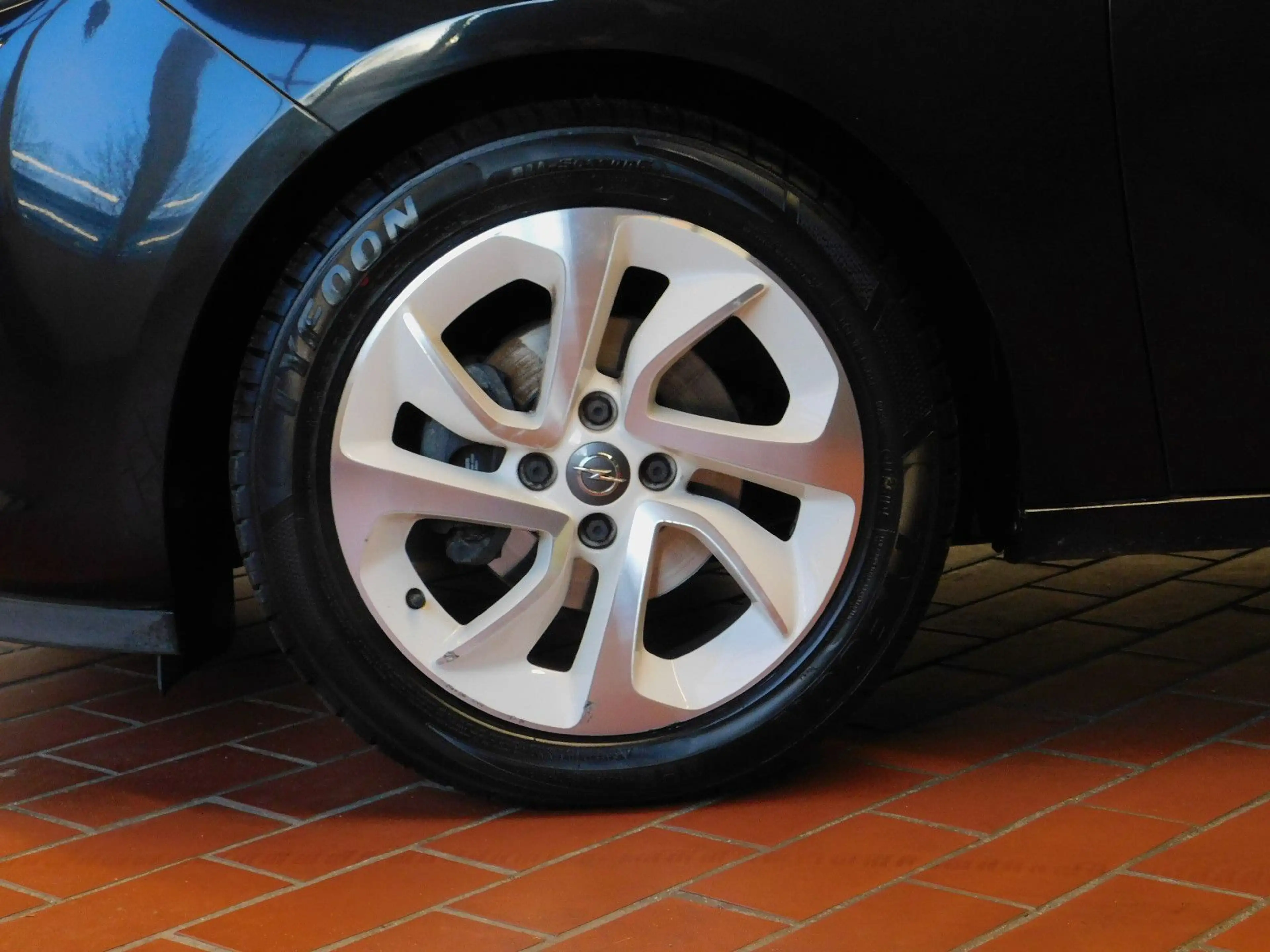 Opel Adam Jam IntelliLink/Allwetterräder/Klima — photo 9