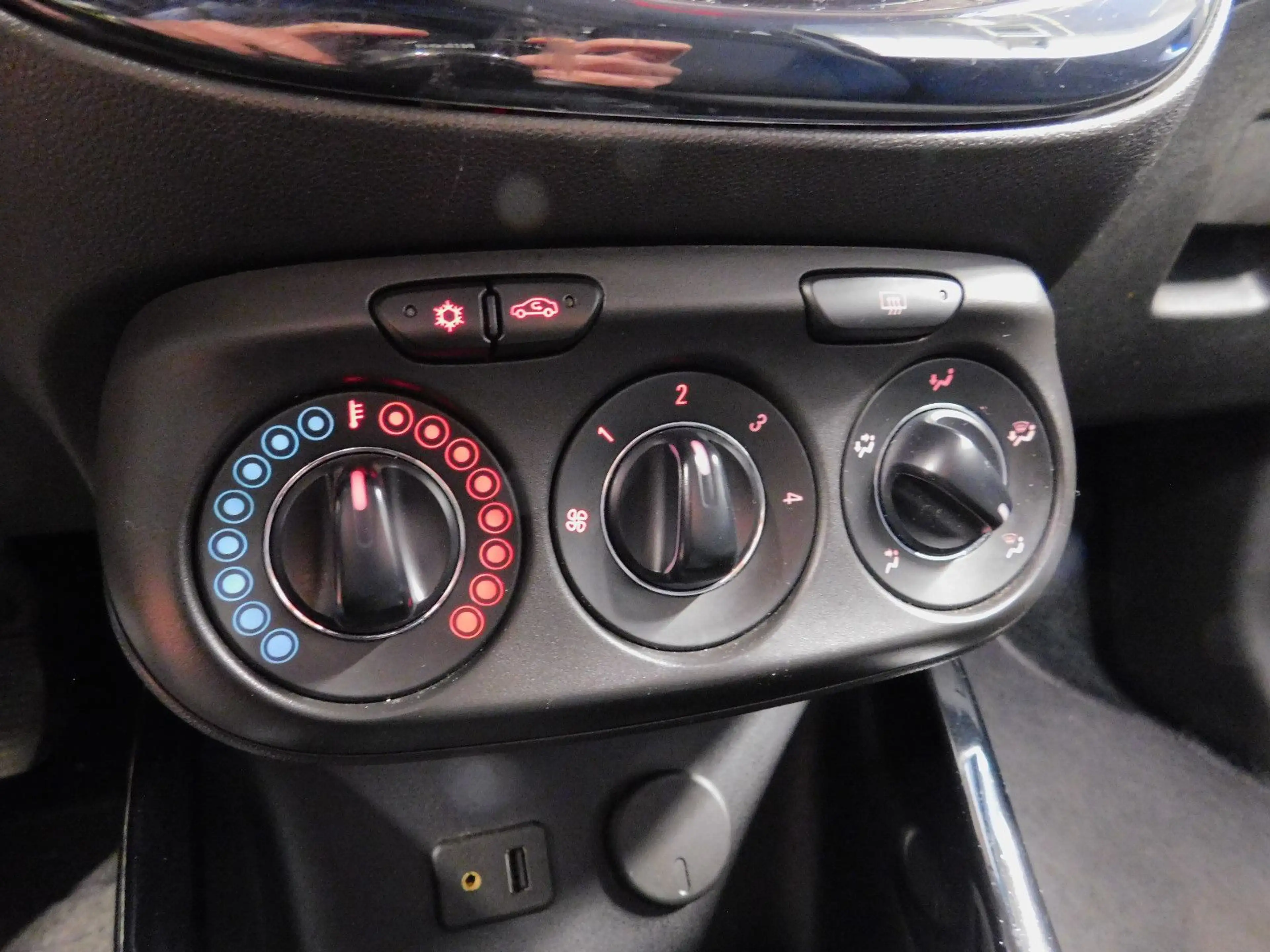 Opel Adam Jam IntelliLink/Allwetterräder/Klima — photo 14