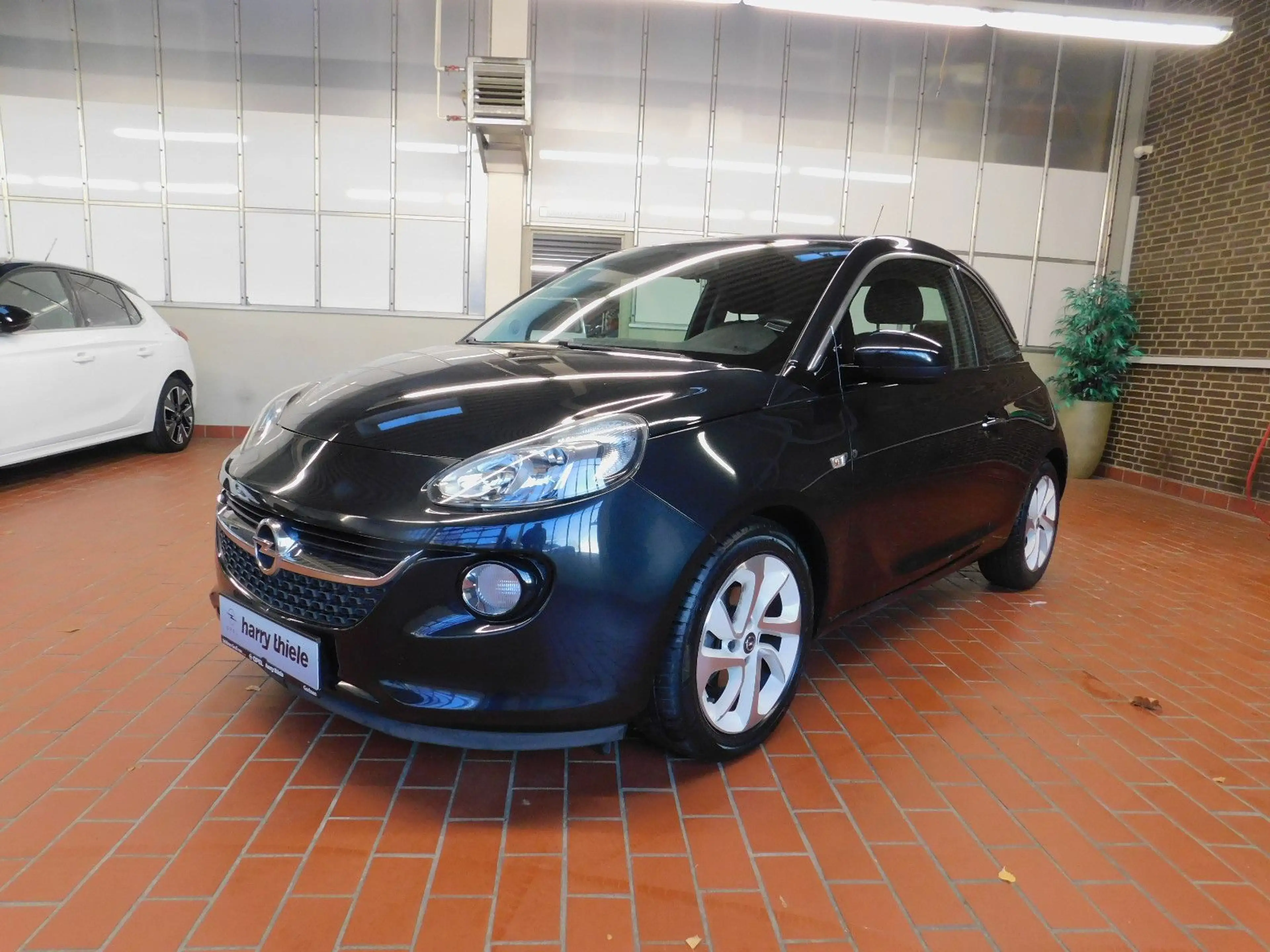 Opel Adam Jam IntelliLink/Allwetterräder/Klima — photo 7