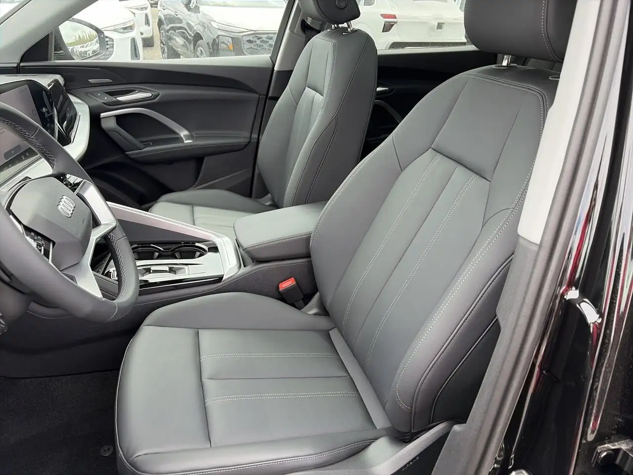 Audi Q5 снимка Audi Q5