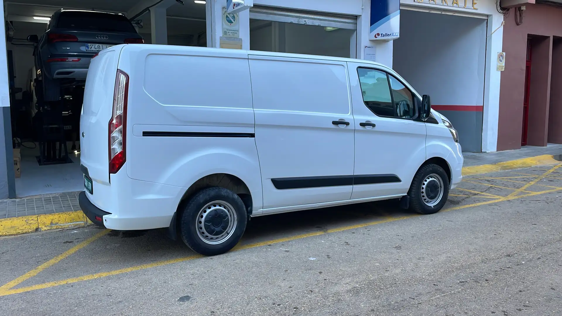 Ford Transit Custom Blanco - 2