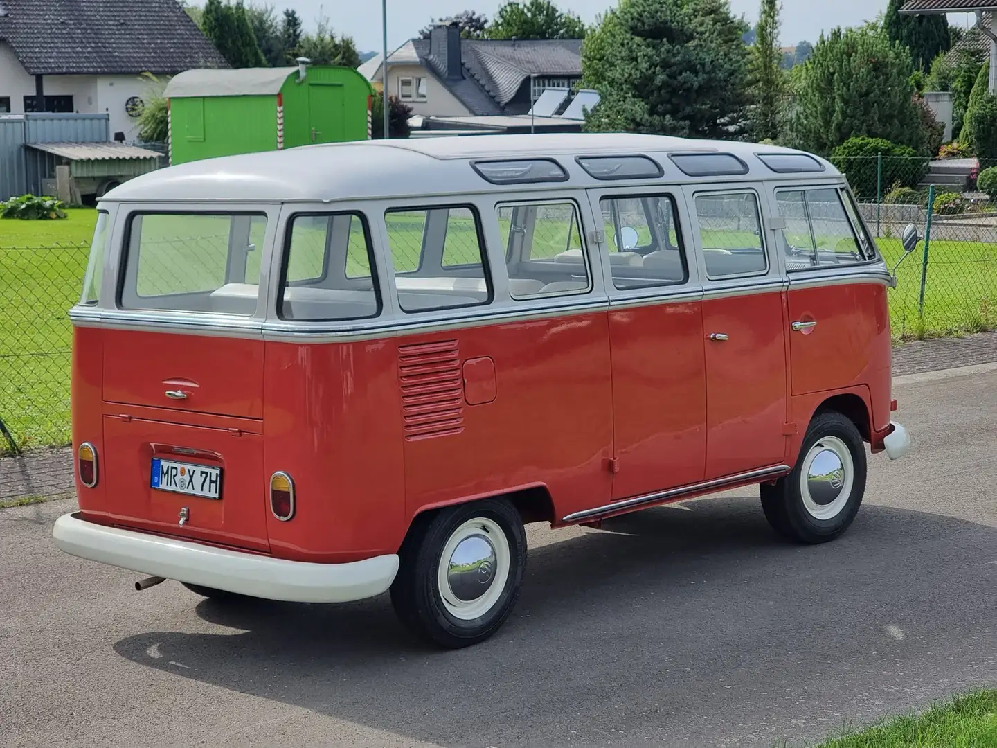 Volkswagen T1 Samba Bulli VW H—Zulassung 23 Fenster Faltdach Rot - 2