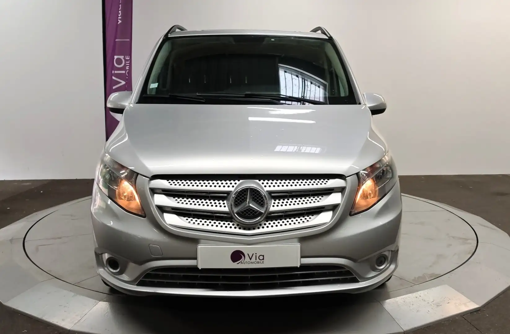 Mercedes-Benz Vito 114 CDI LONG PRO Gris - 2