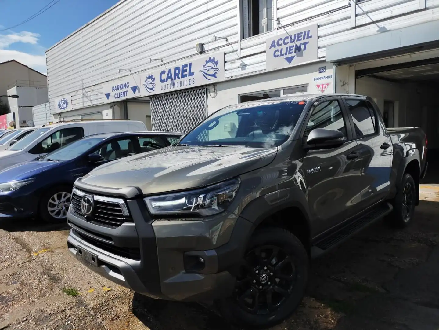 Toyota Hilux IV 4WD 2.8 D-4D 204 DOUBLE CABINE INVINCIBLE Bronze - 1