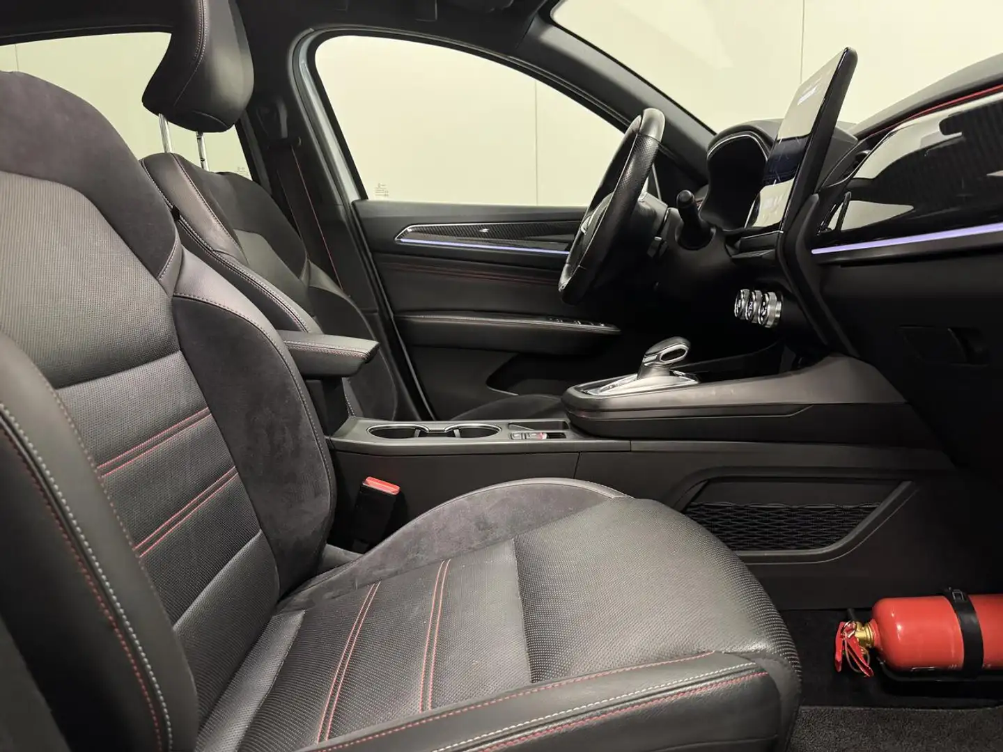 Renault Arkana 1.6 E-Tech Mild Hybrid Autom. - RS line - Topst... Wit - 2