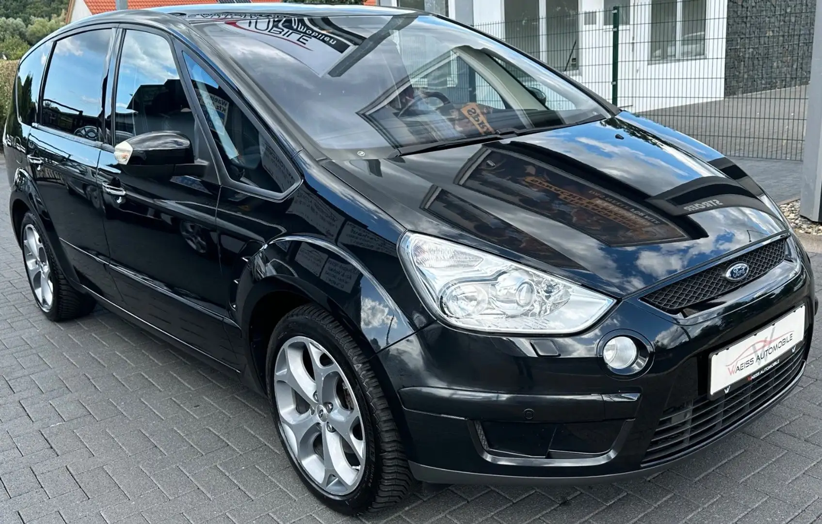 Ford S-Max 2.0 TDCi Titanium 7.Sitz|Bi-Xenon|Panorama Schwarz - 1