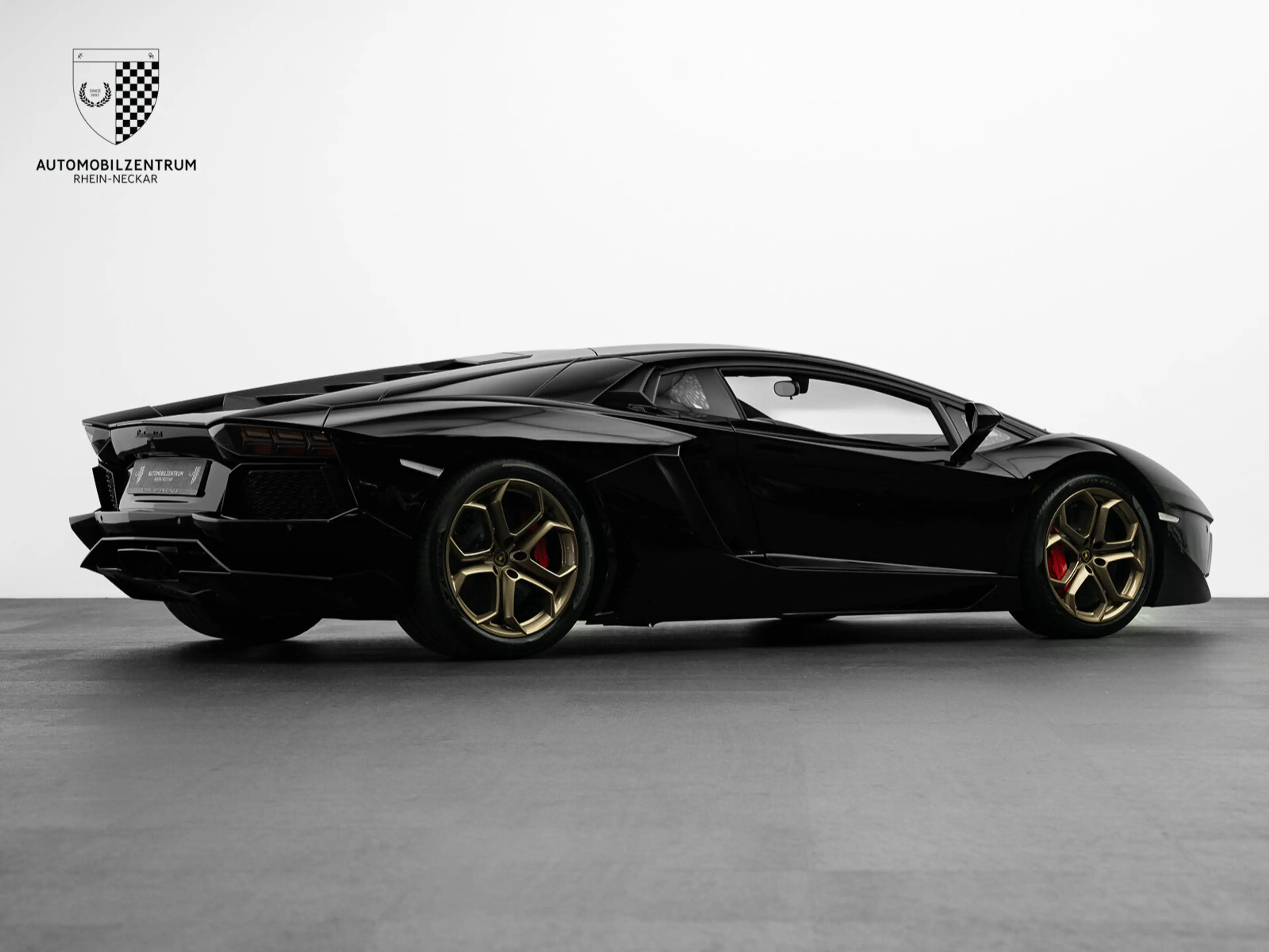 Lamborghini Aventador AdPersonam/Sensonum/Carbon/Lift — photo 7