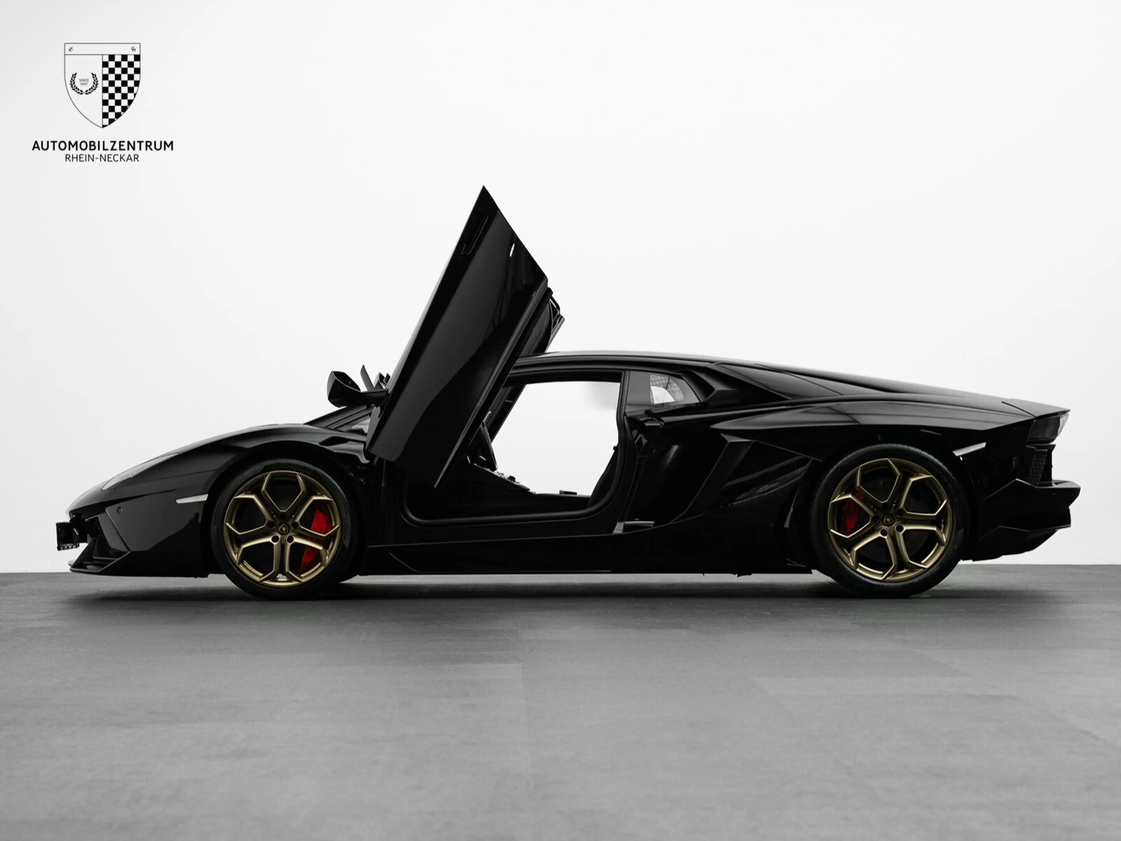 Lamborghini Aventador AdPersonam/Sensonum/Carbon/Lift — photo 9