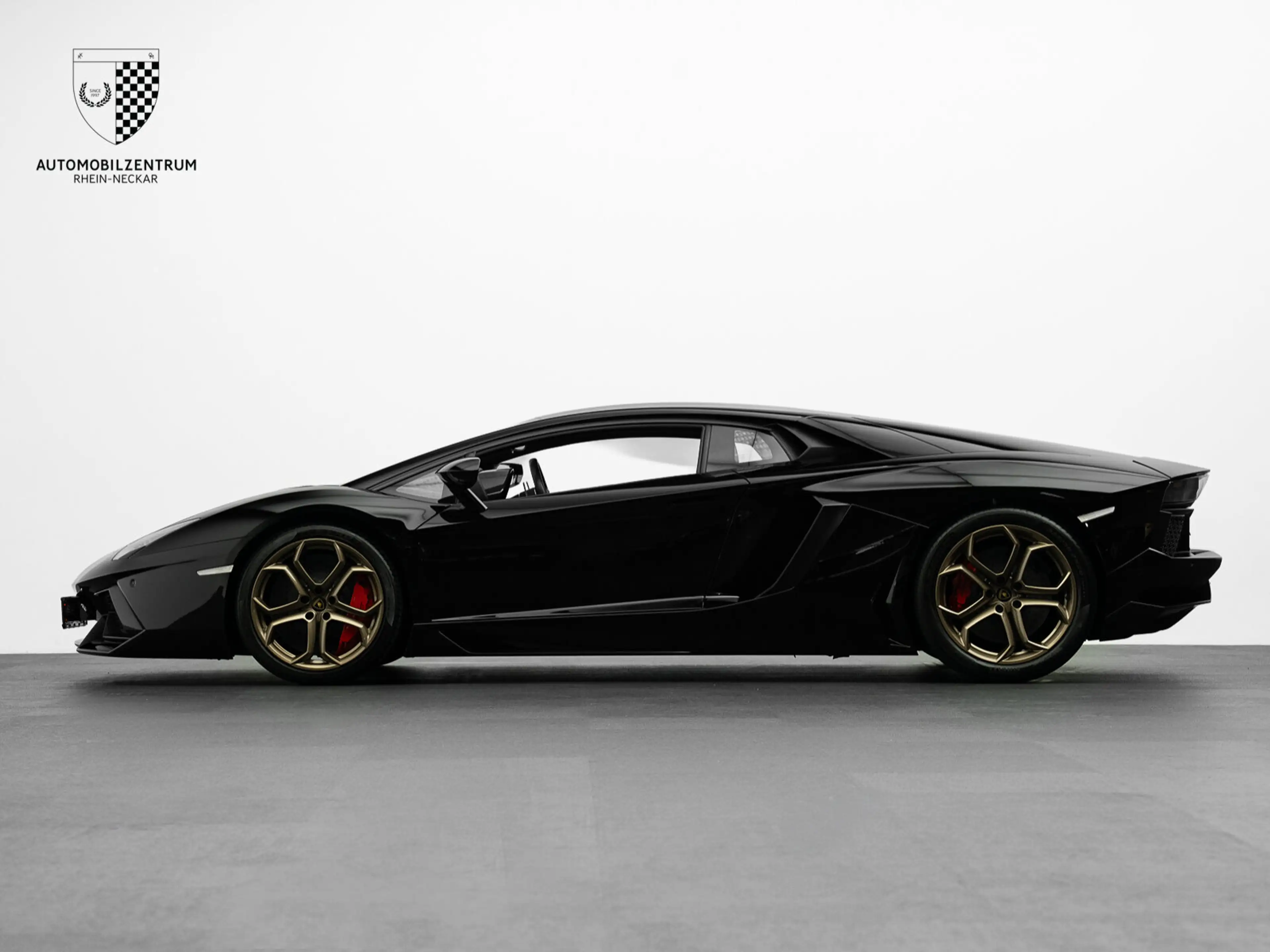 Lamborghini Aventador AdPersonam/Sensonum/Carbon/Lift — photo 4