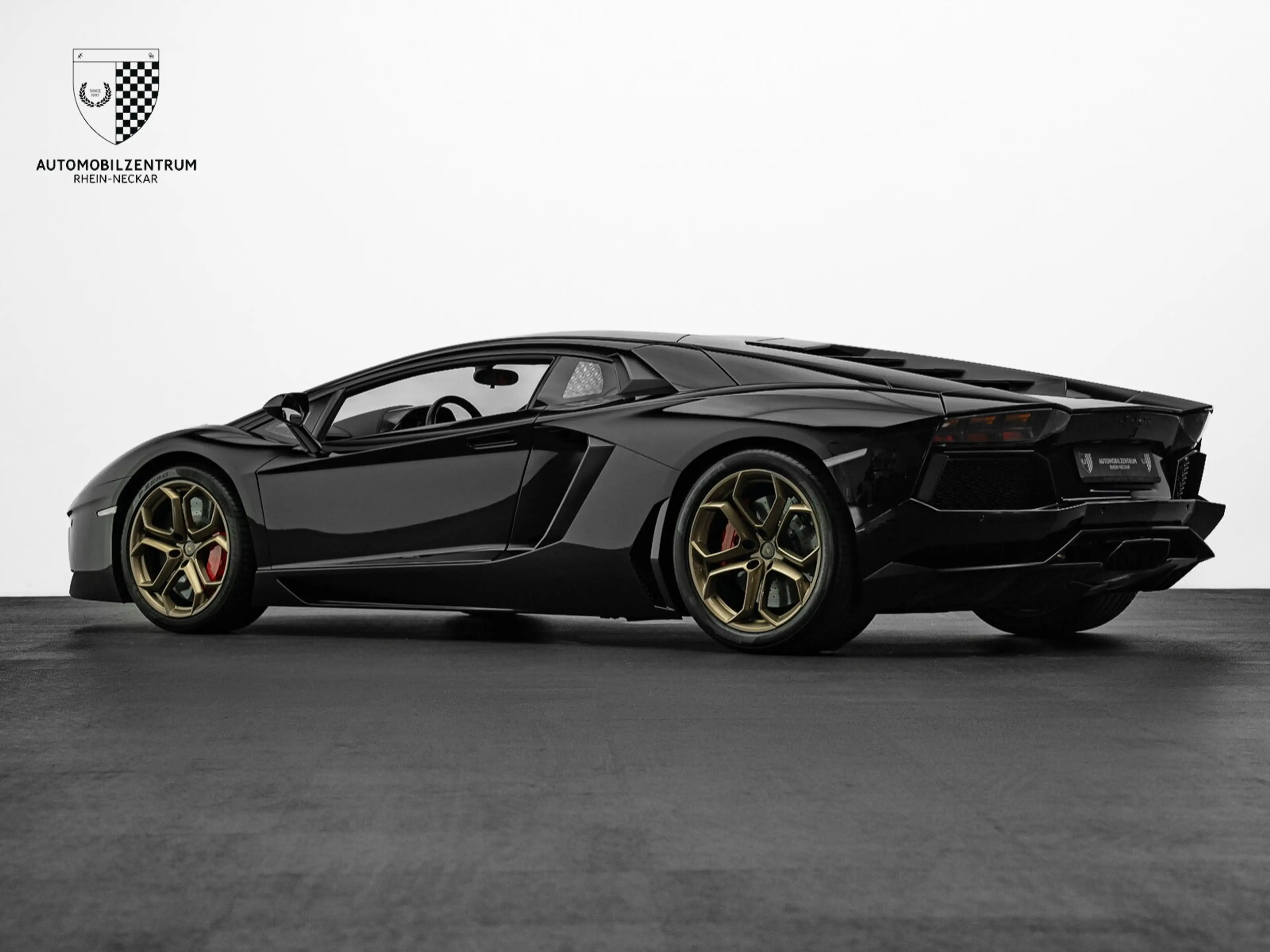 Lamborghini Aventador AdPersonam/Sensonum/Carbon/Lift — photo 5