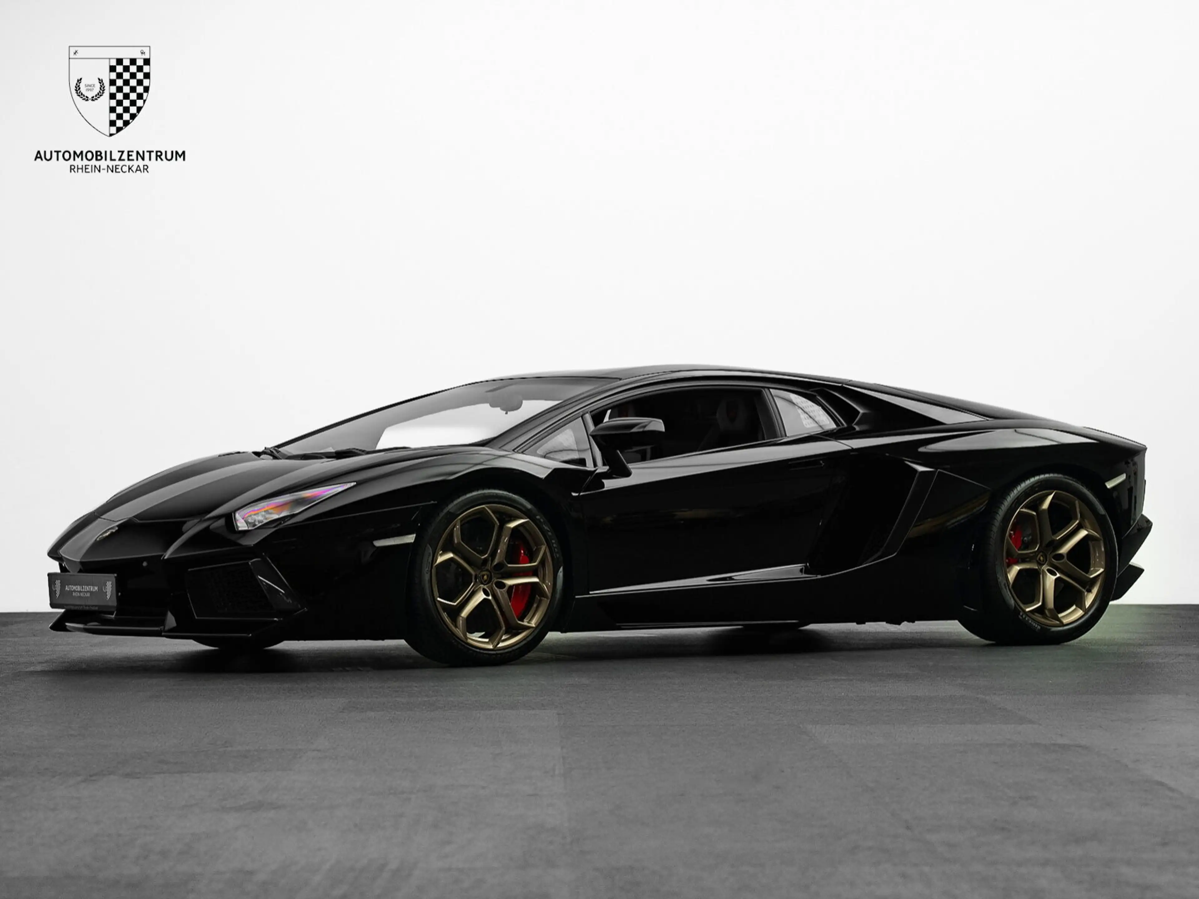 Lamborghini Aventador AdPersonam/Sensonum/Carbon/Lift — photo 3