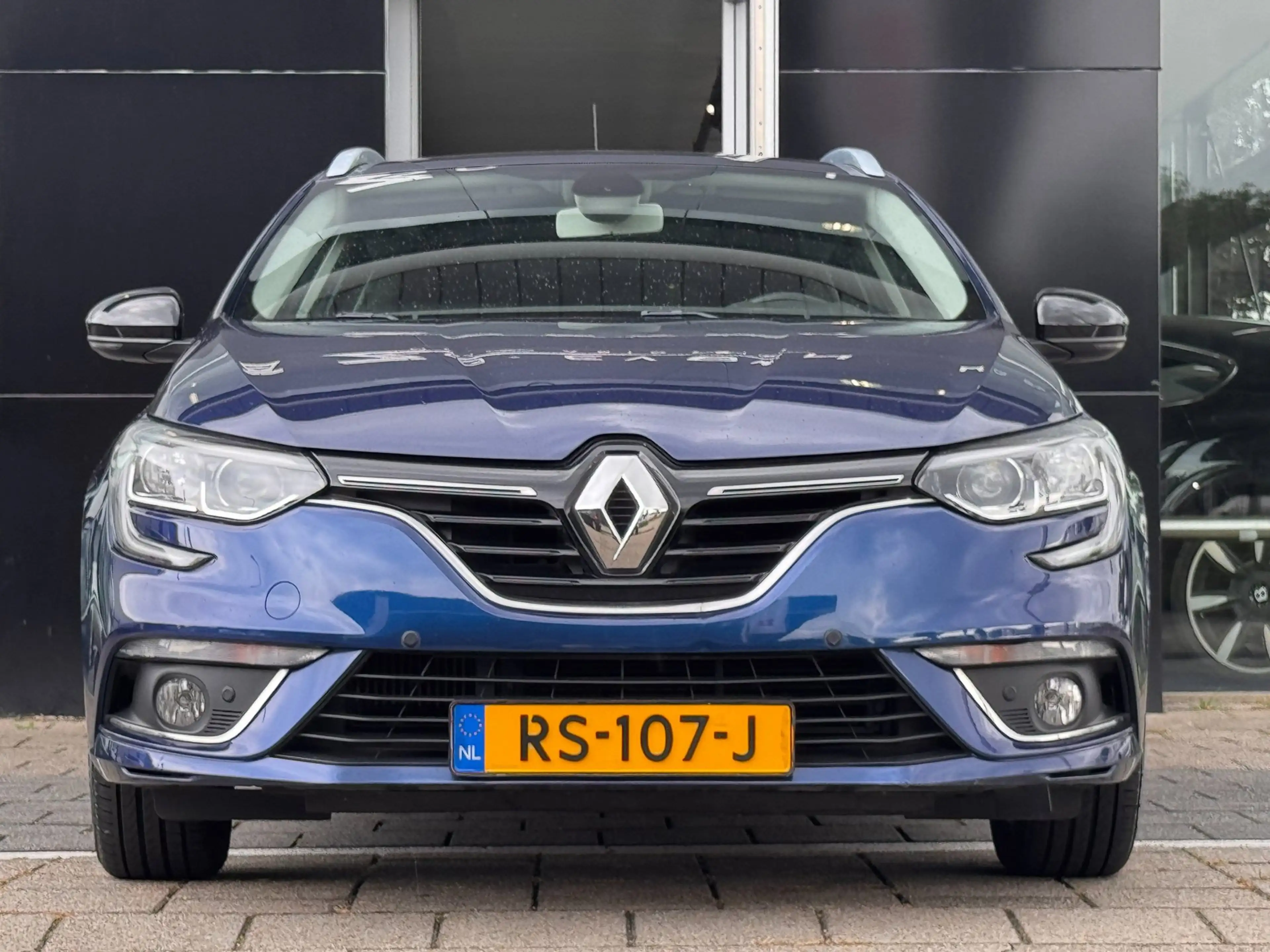 Renault Megane Estate 1.2 TCe Limited — photo 10