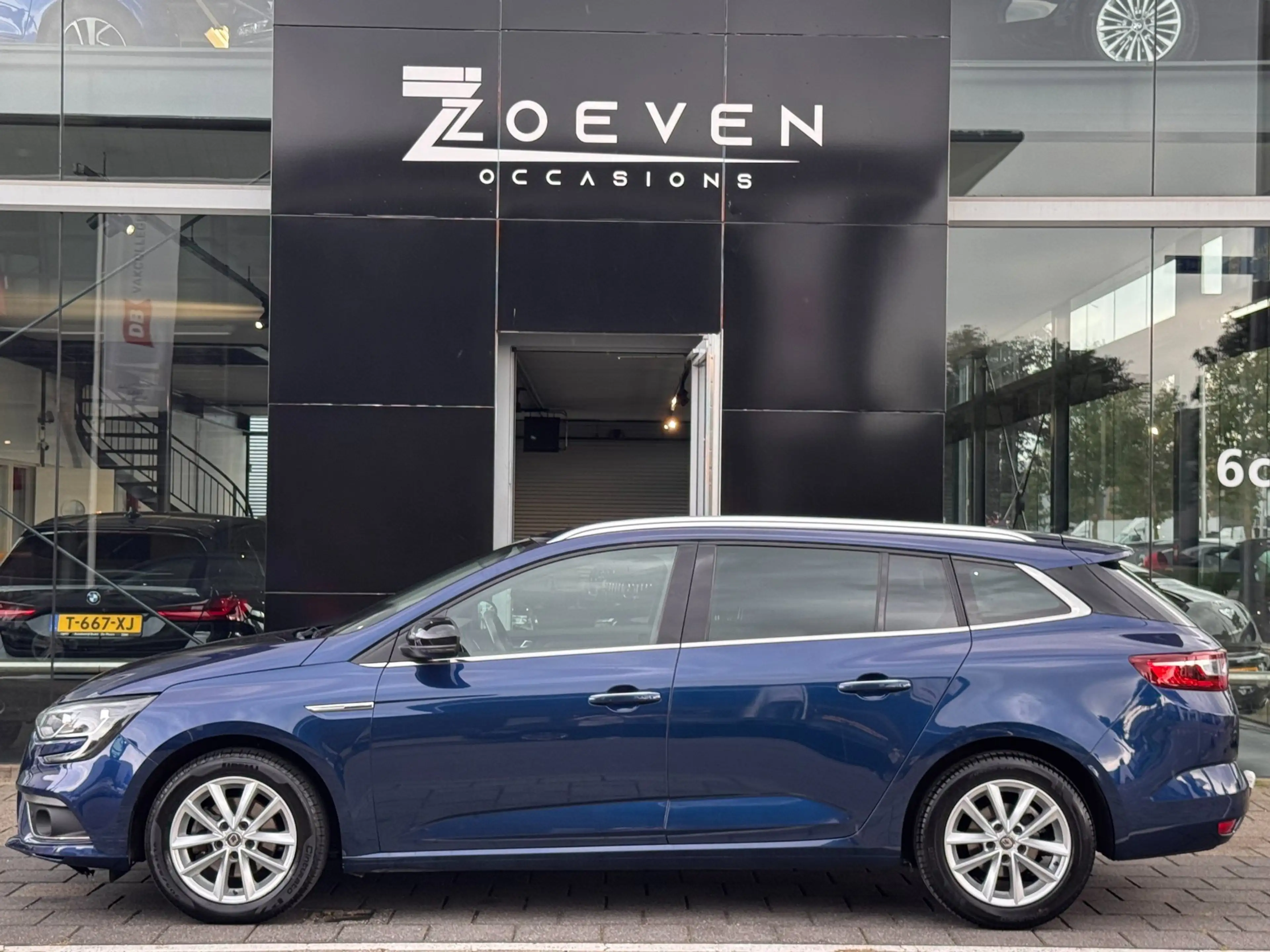 Renault Megane Estate 1.2 TCe Limited — photo 6