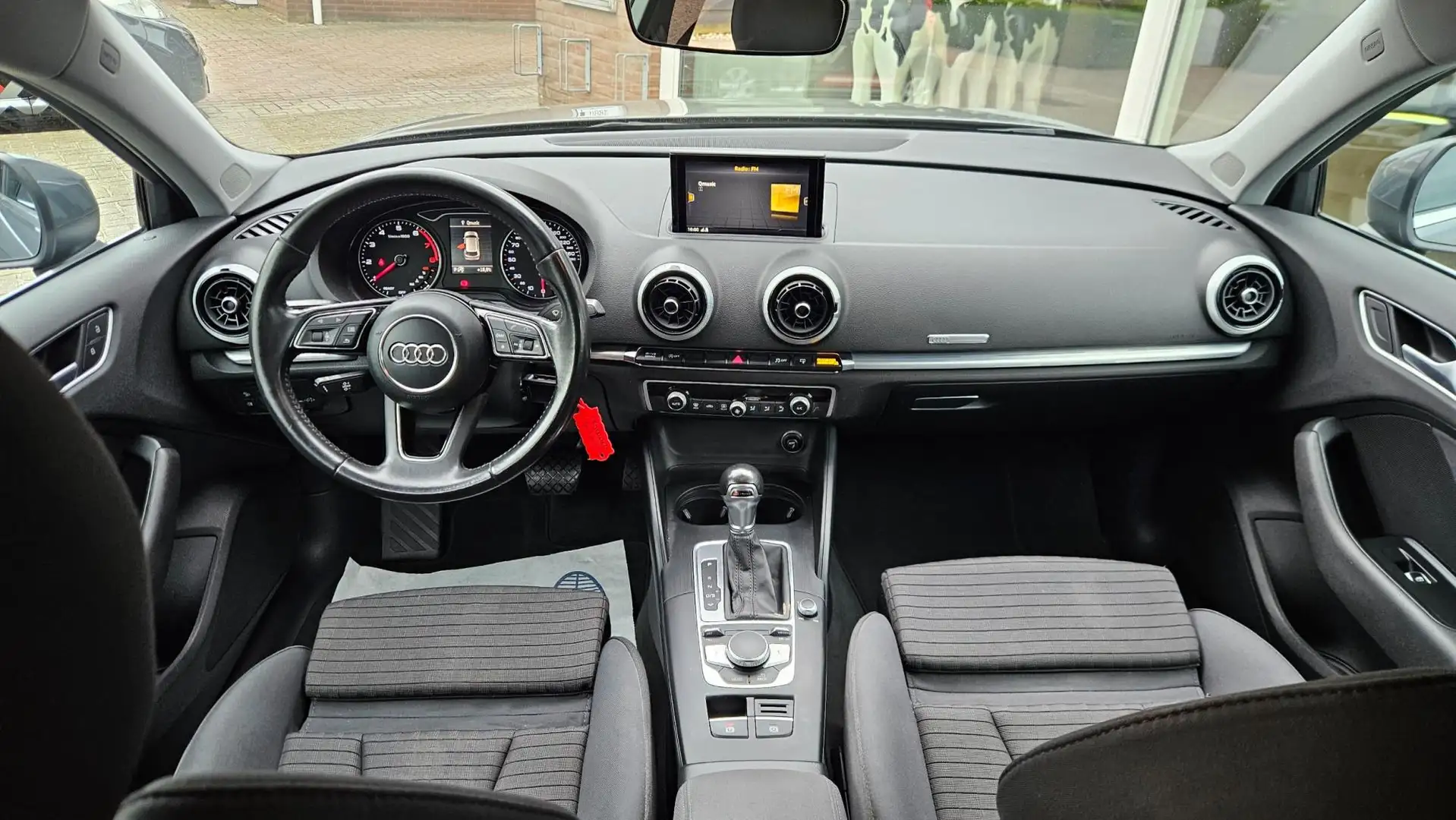 Audi A3 Sportback 1.0 TFSI Sport I LED I Cruise I Navi I C Gris - 2