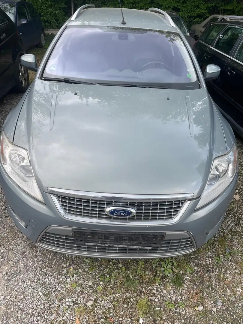 Ford Mondeo Titanium X Stříbrná - 2