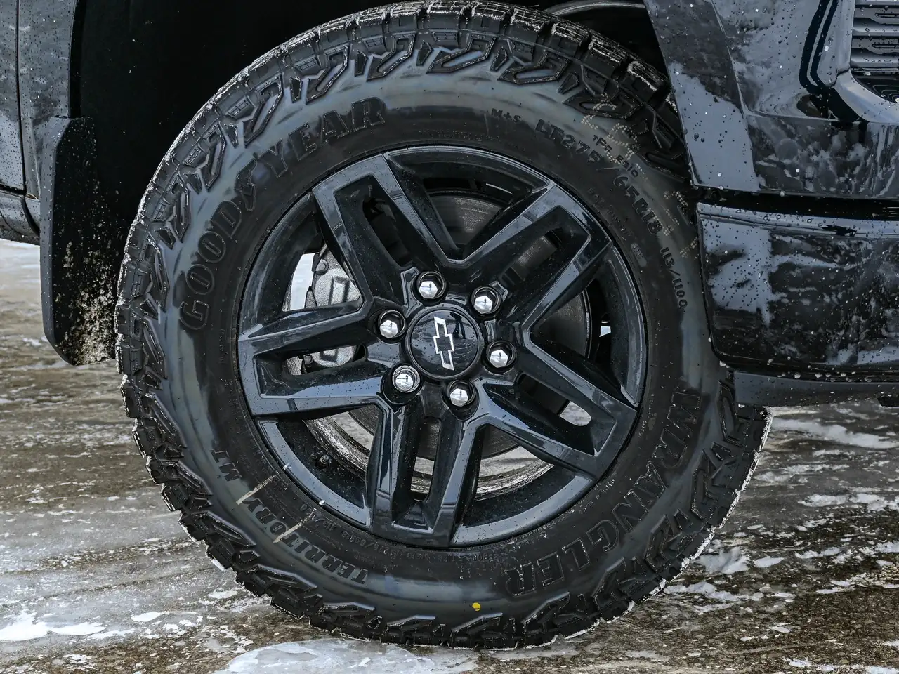 Chevrolet Silverado 1500 снимка Chevrolet Silverado 1500
