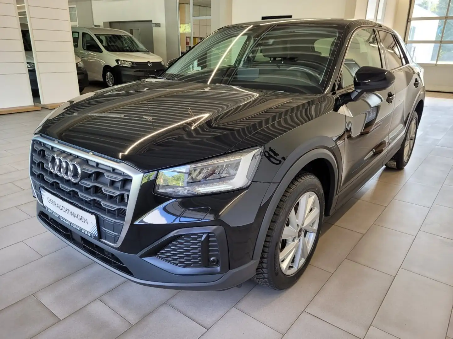 Audi Q2 35 1.5 TFSI 110KW DSG basis,Nav,Rückfk,Allwetter,L Schwarz - 2