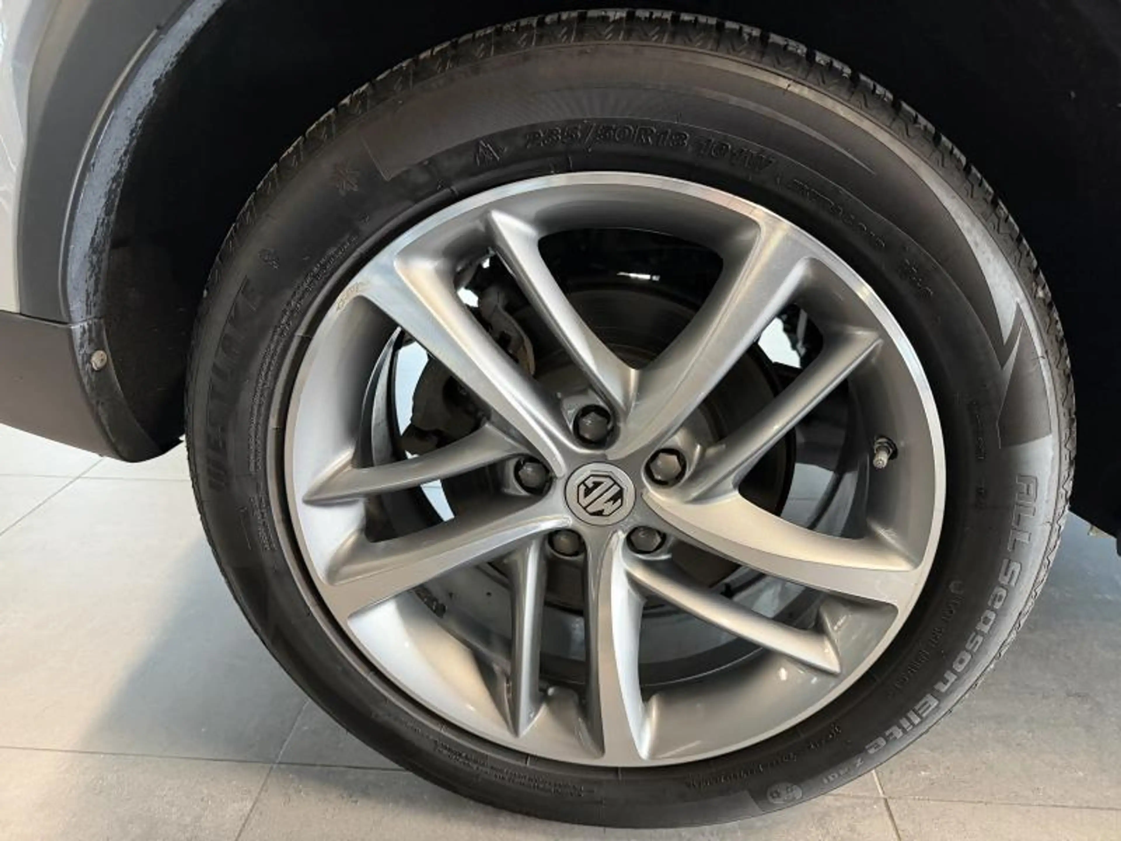 MG EHS 1.5T-GDi PLUG-IN Luxury | GPS, camera,... | FULL O — photo 8